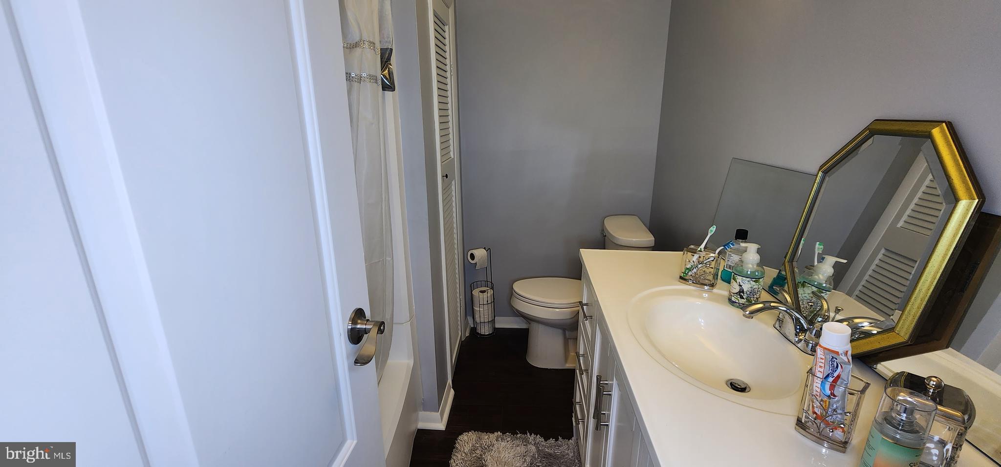 WOODBRIDGE VALLEY - Residential Lease