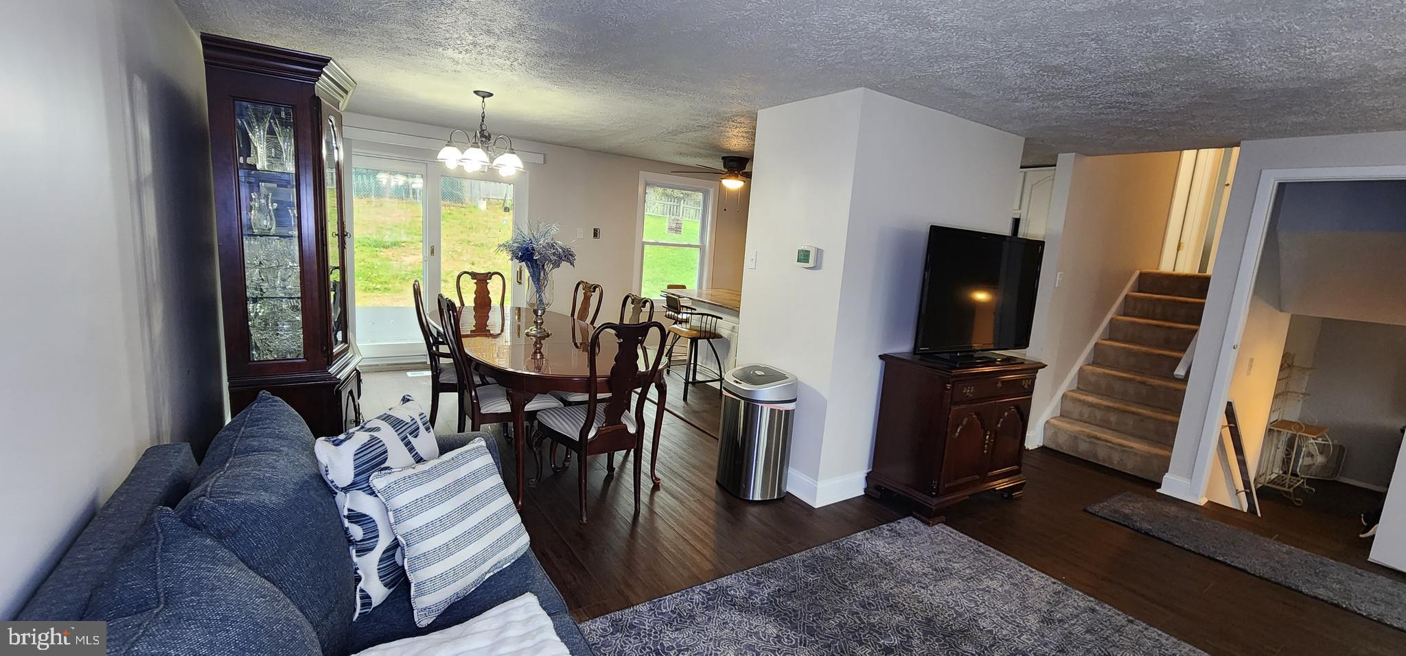 WOODBRIDGE VALLEY - Residential Lease