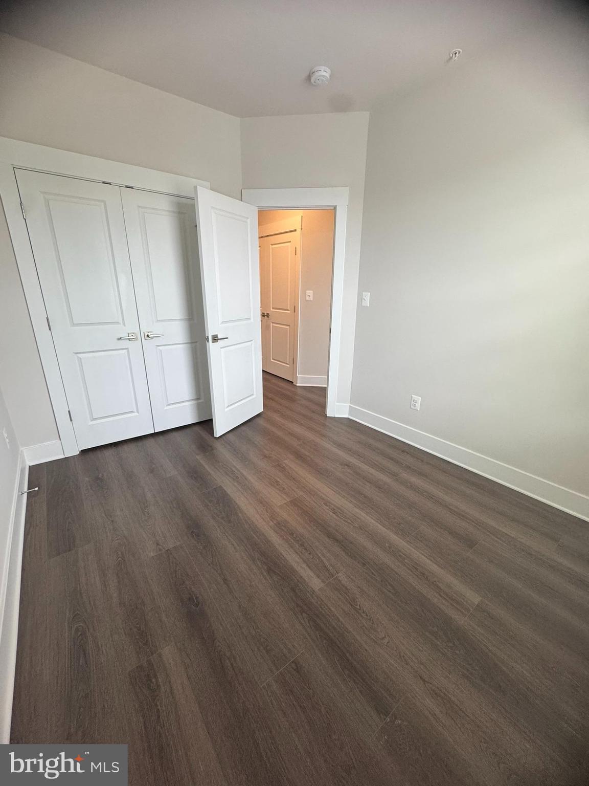 MACALLAN CROSSING - Residential Lease