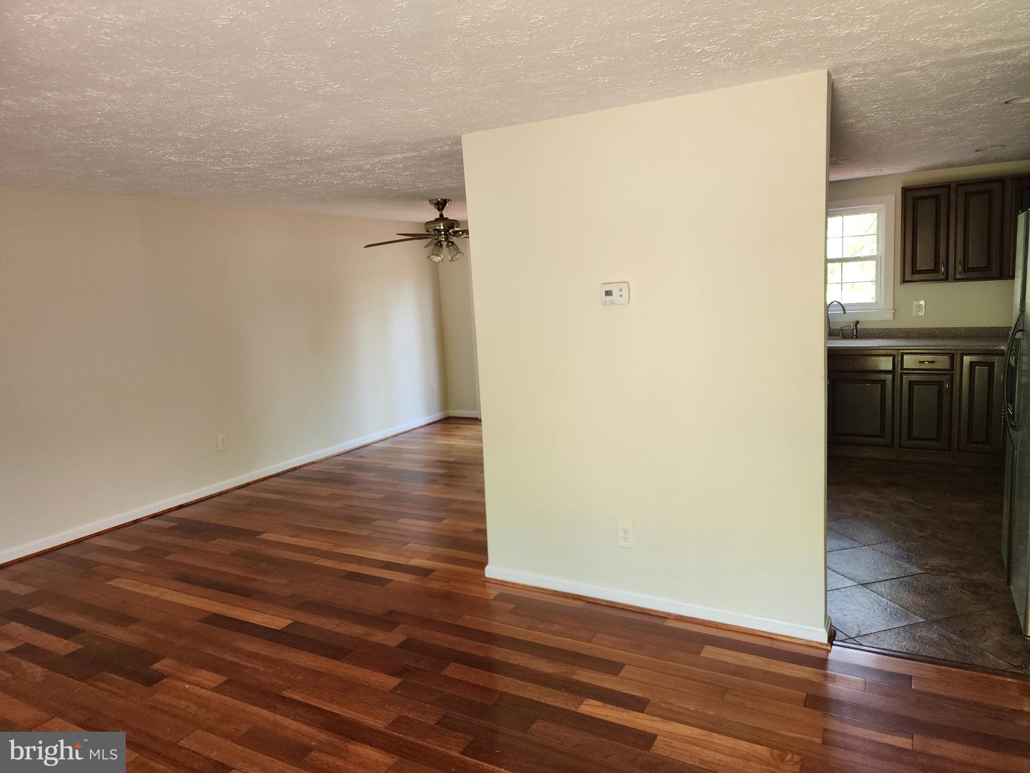 RIVER BEND ESTATES - Residential Lease