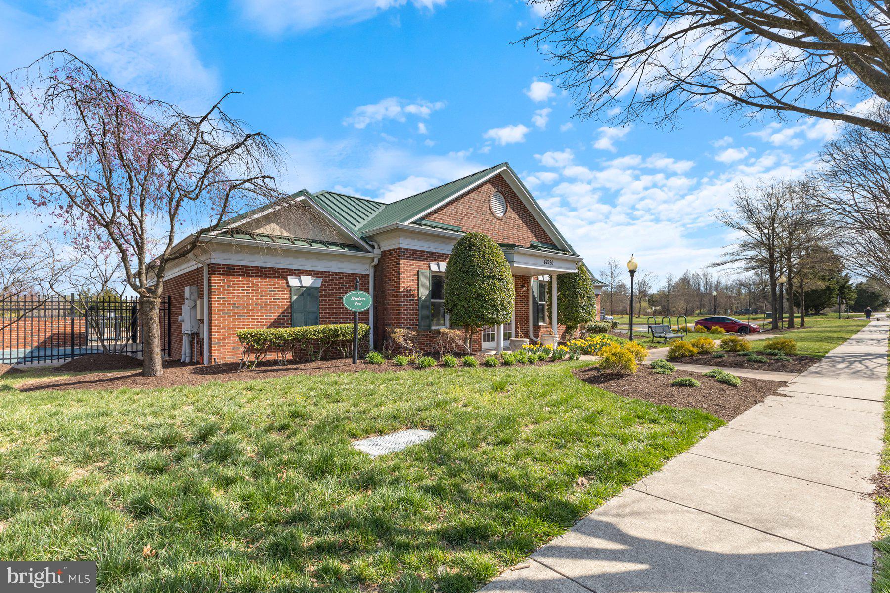 AMBERLEA AT SOUTH RIDING - Residential