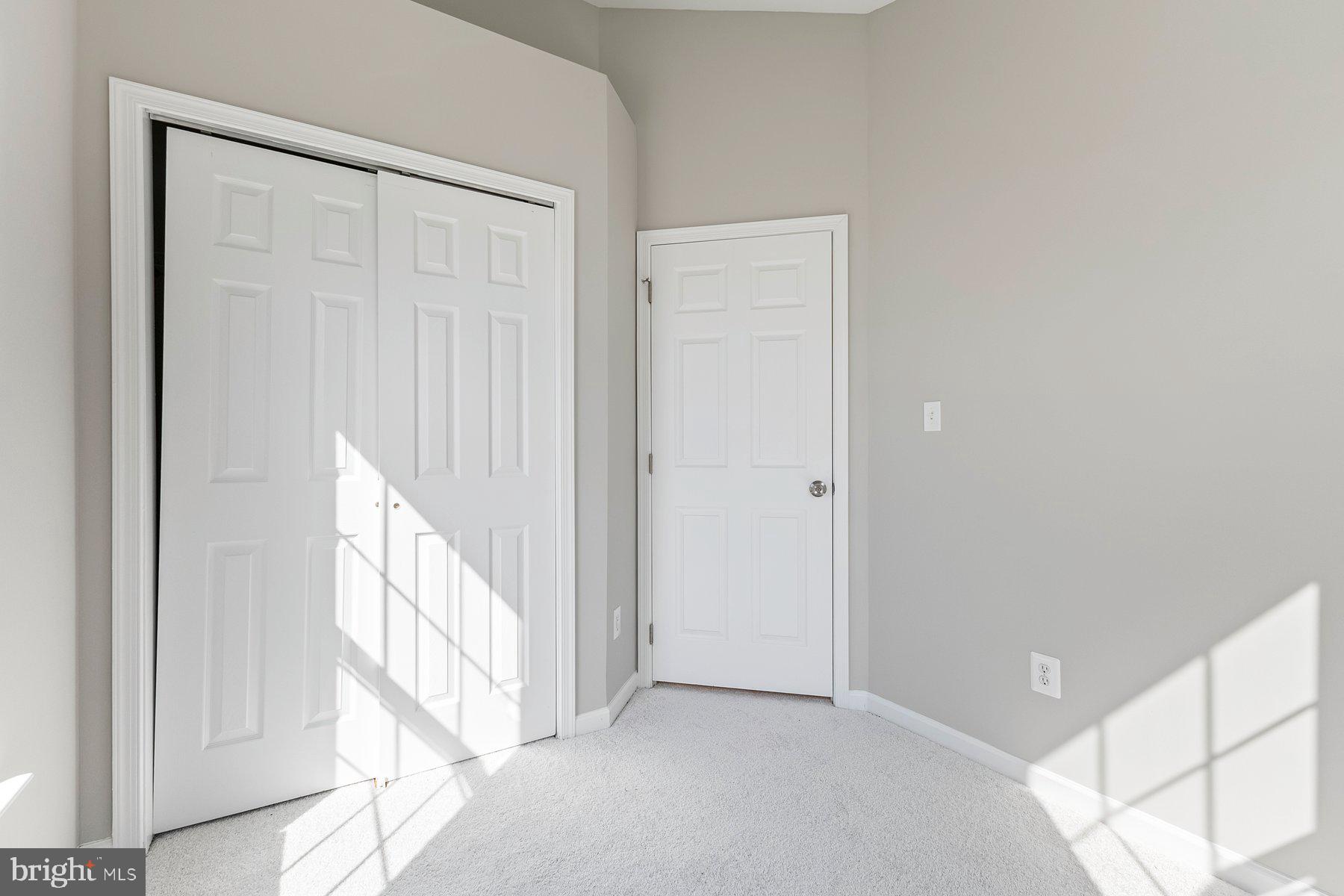 AMBERLEA AT SOUTH RIDING - Residential