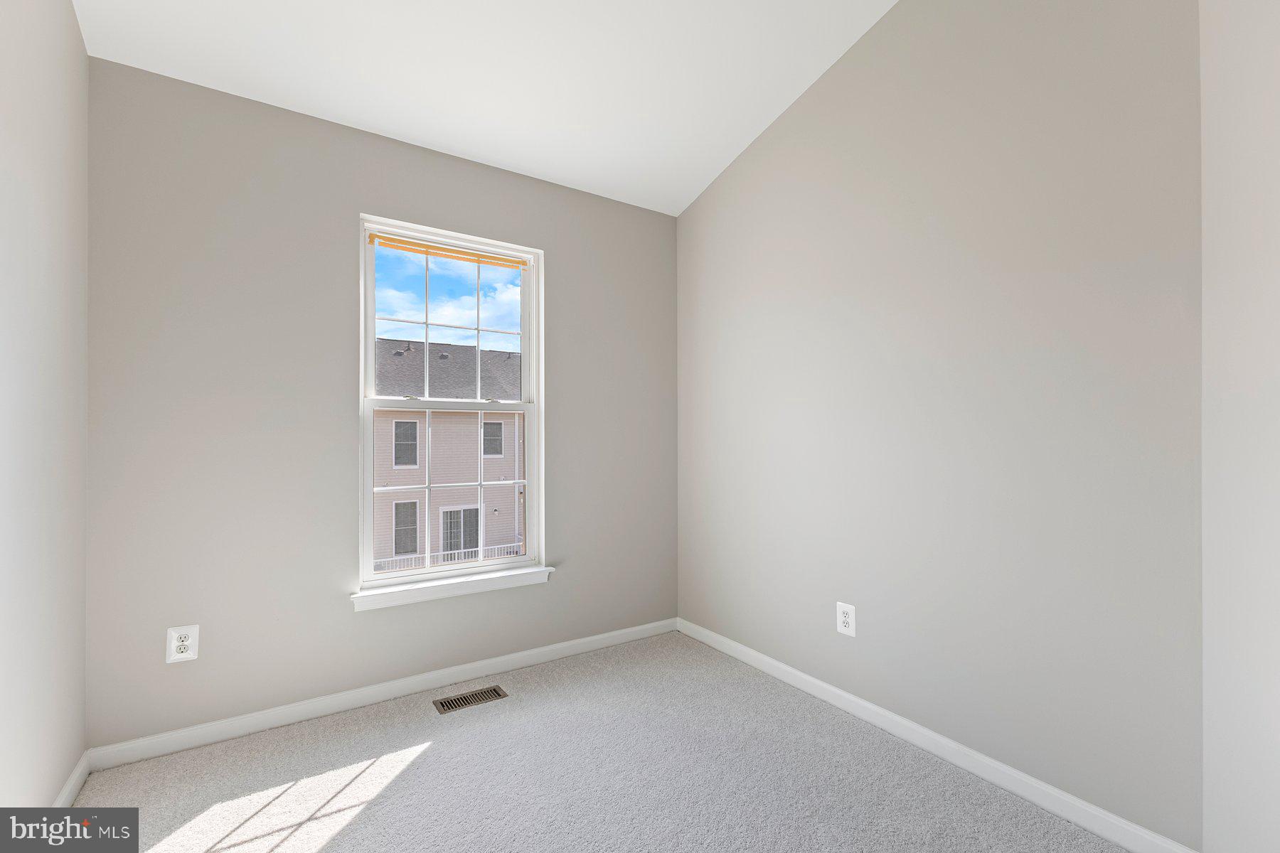 AMBERLEA AT SOUTH RIDING - Residential