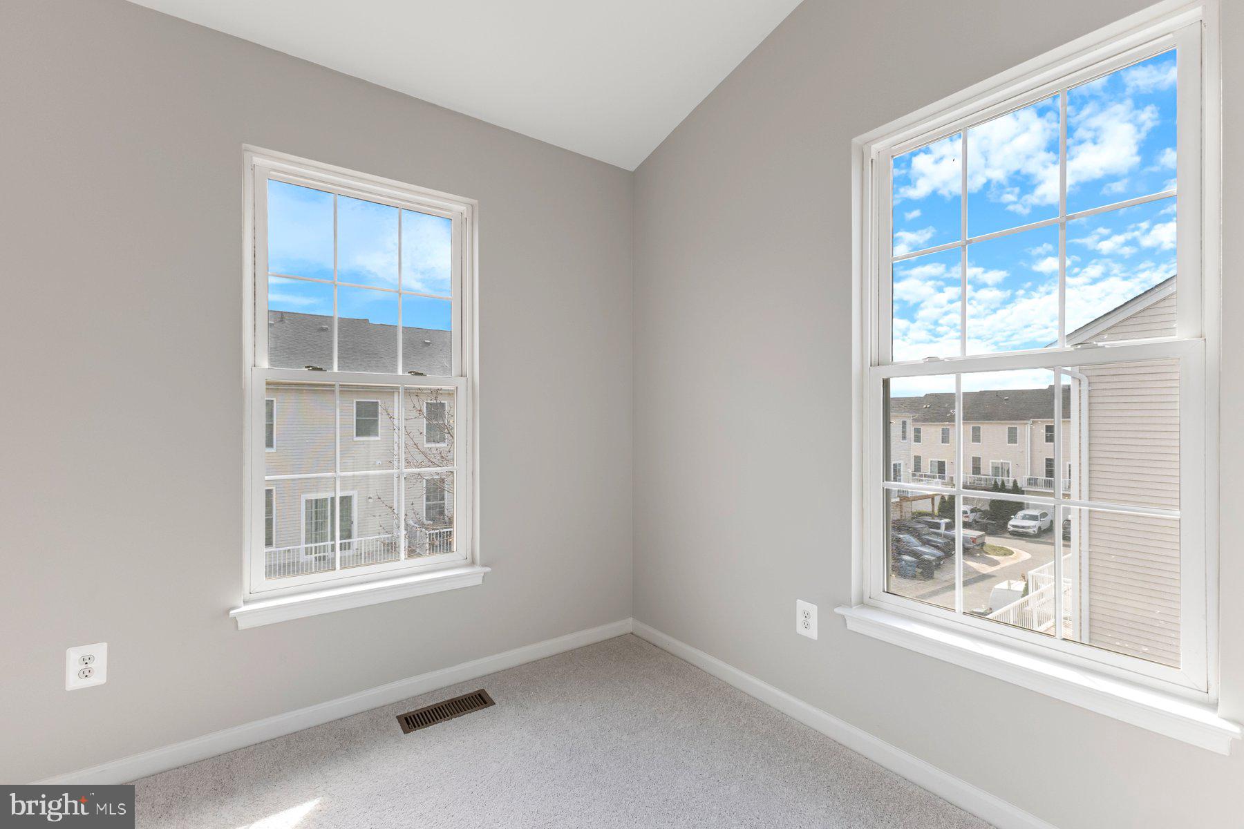 AMBERLEA AT SOUTH RIDING - Residential