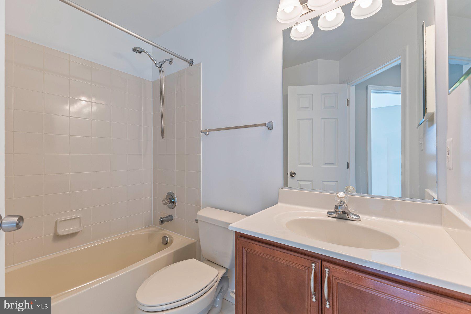 AMBERLEA AT SOUTH RIDING - Residential