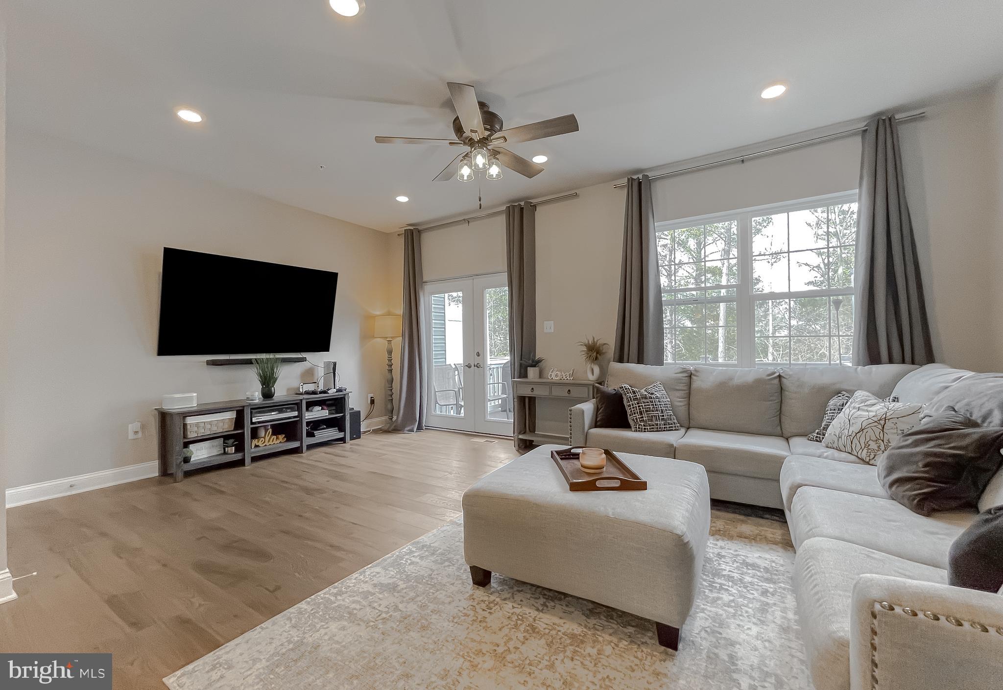 MYRTLE POINT - Residential