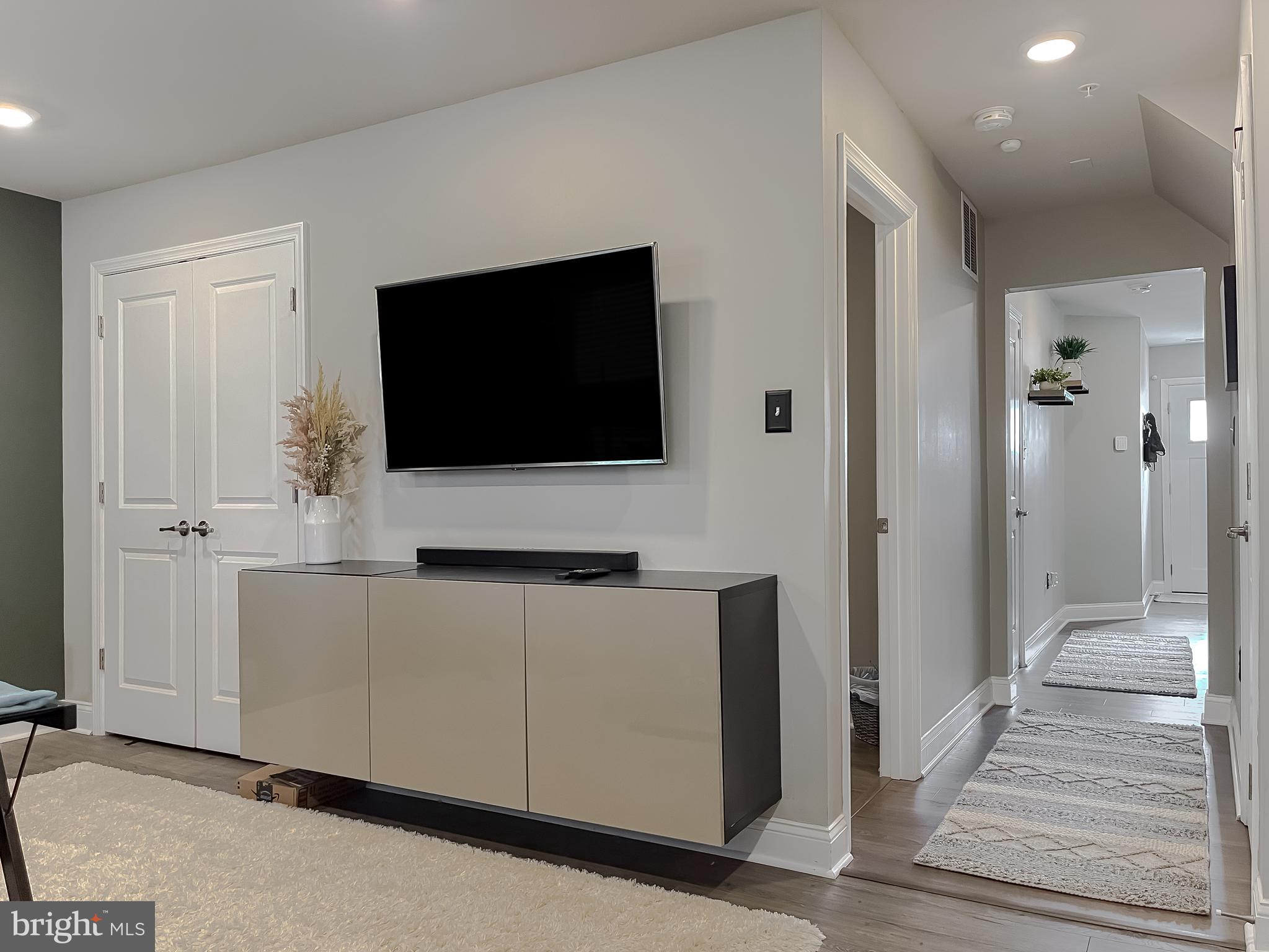 MYRTLE POINT - Residential