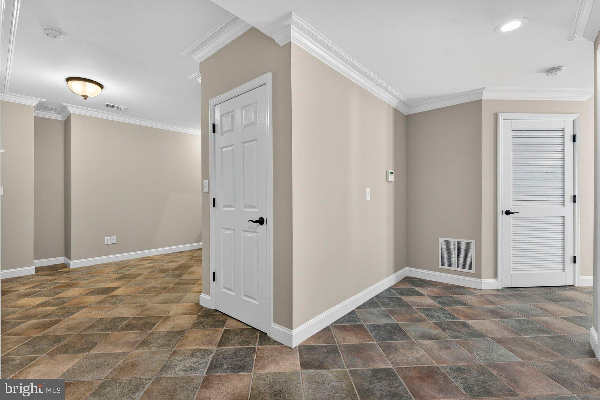 BROWNS MILL FOREST - Residential