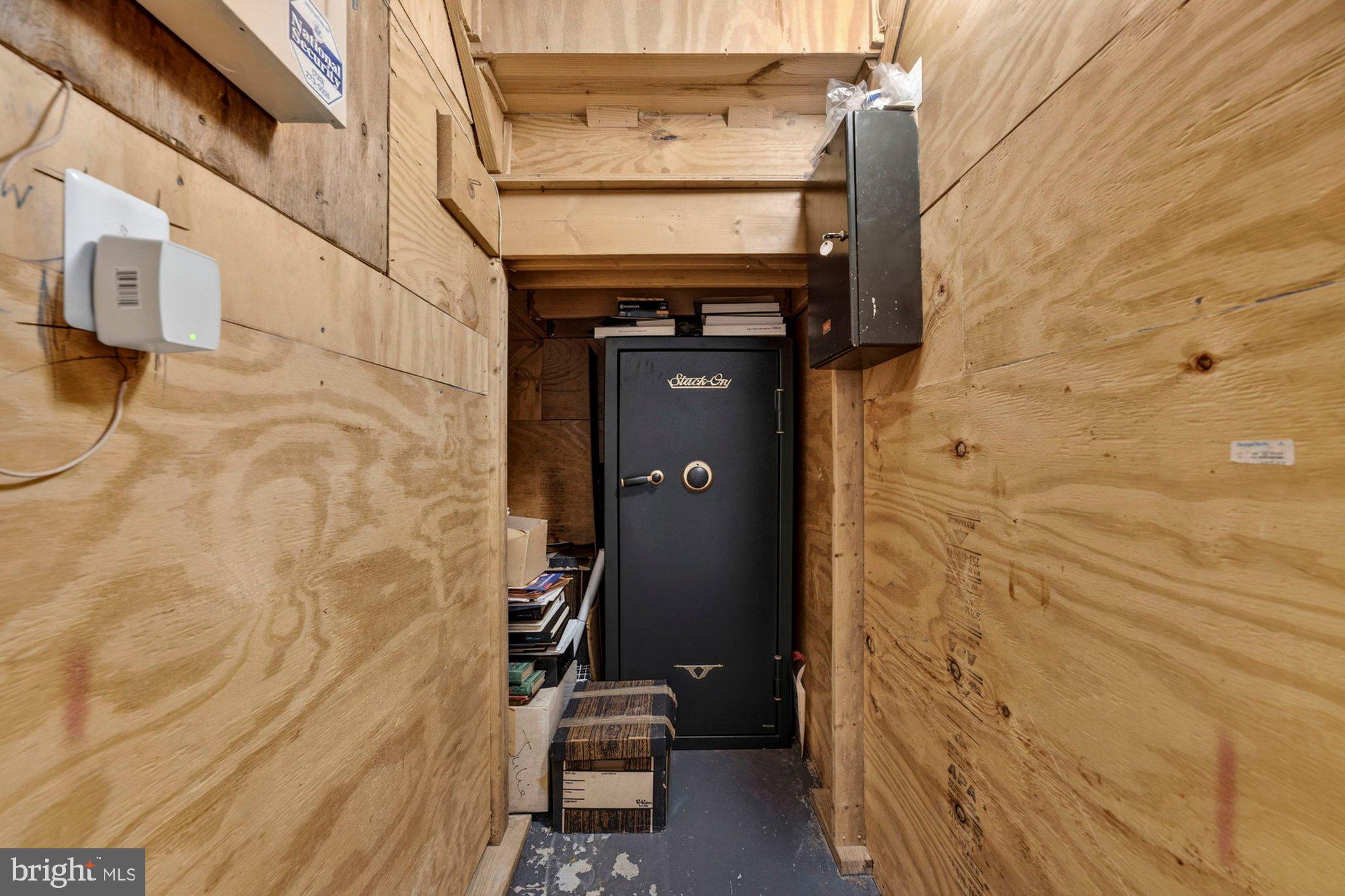 BROWNS MILL FOREST - Residential