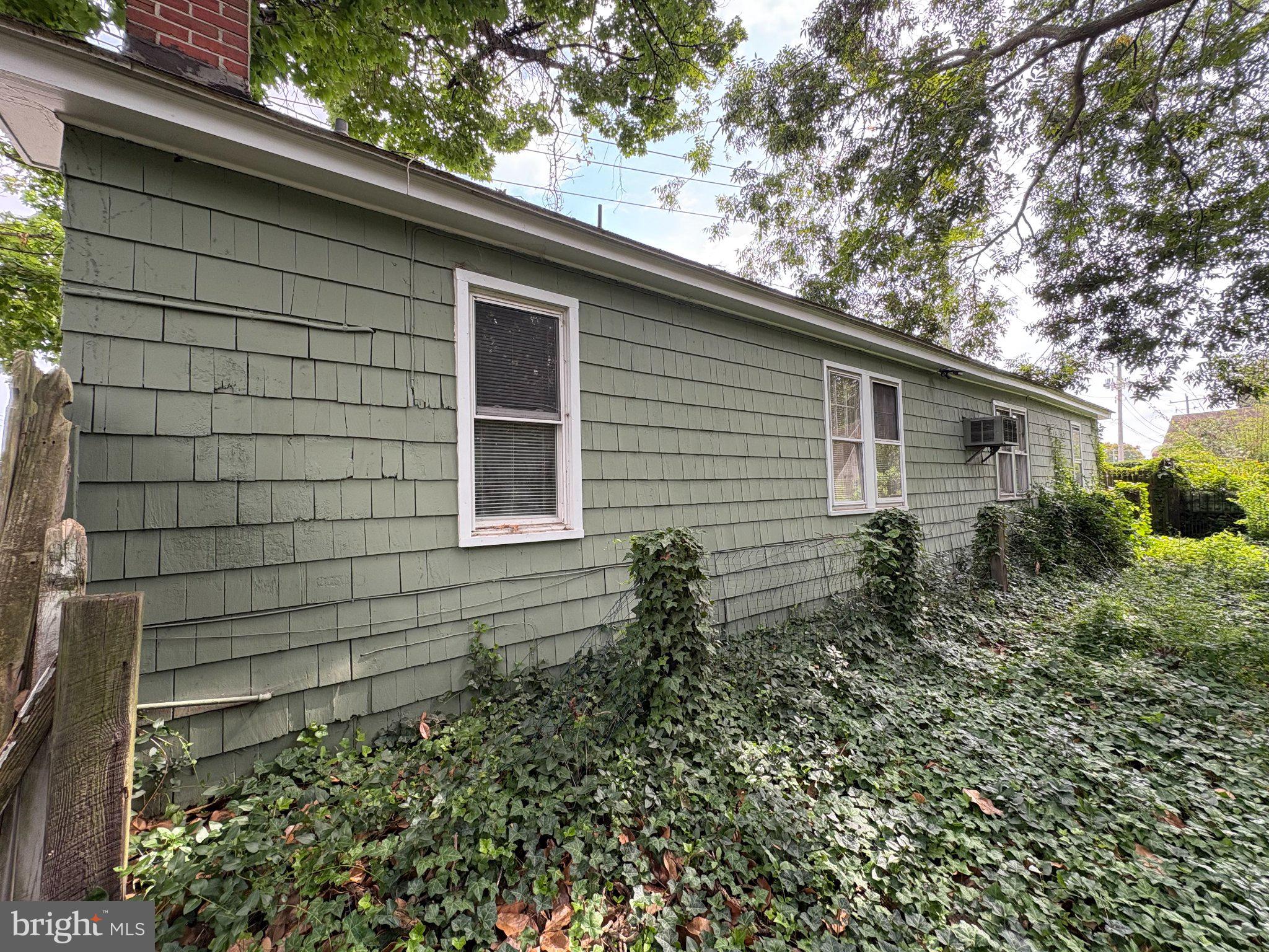 108 WILSON STREET