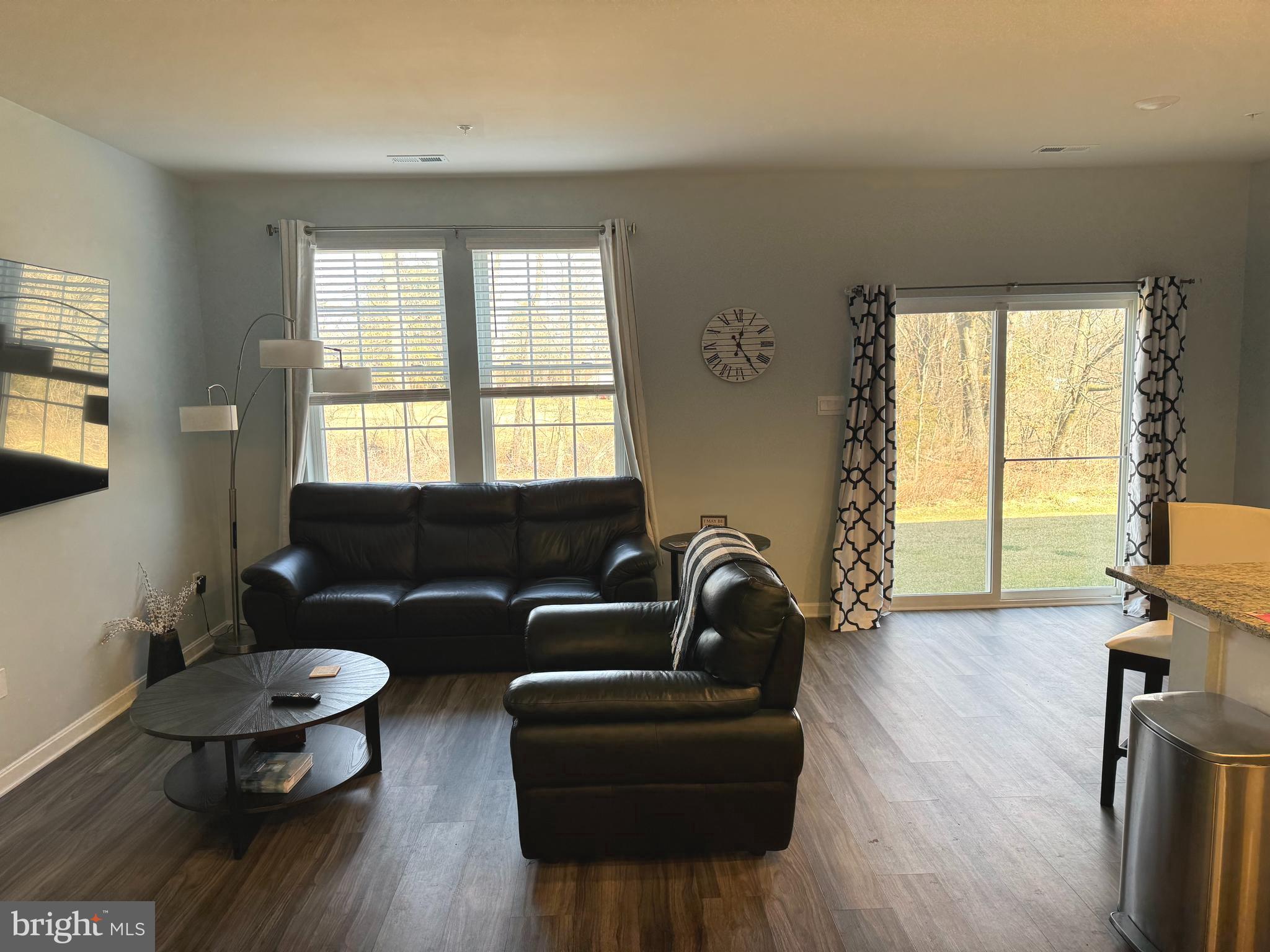 LOCUST RUN - Residential