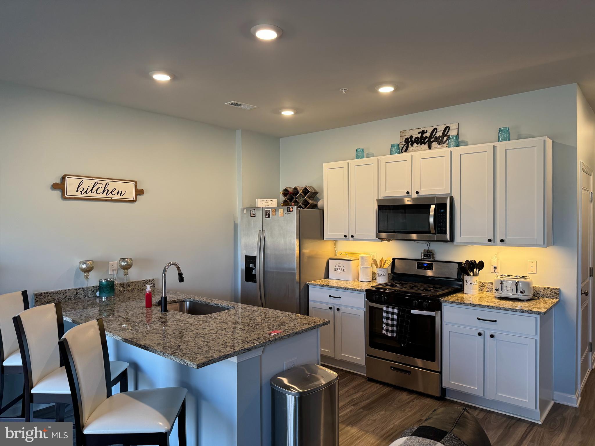 LOCUST RUN - Residential