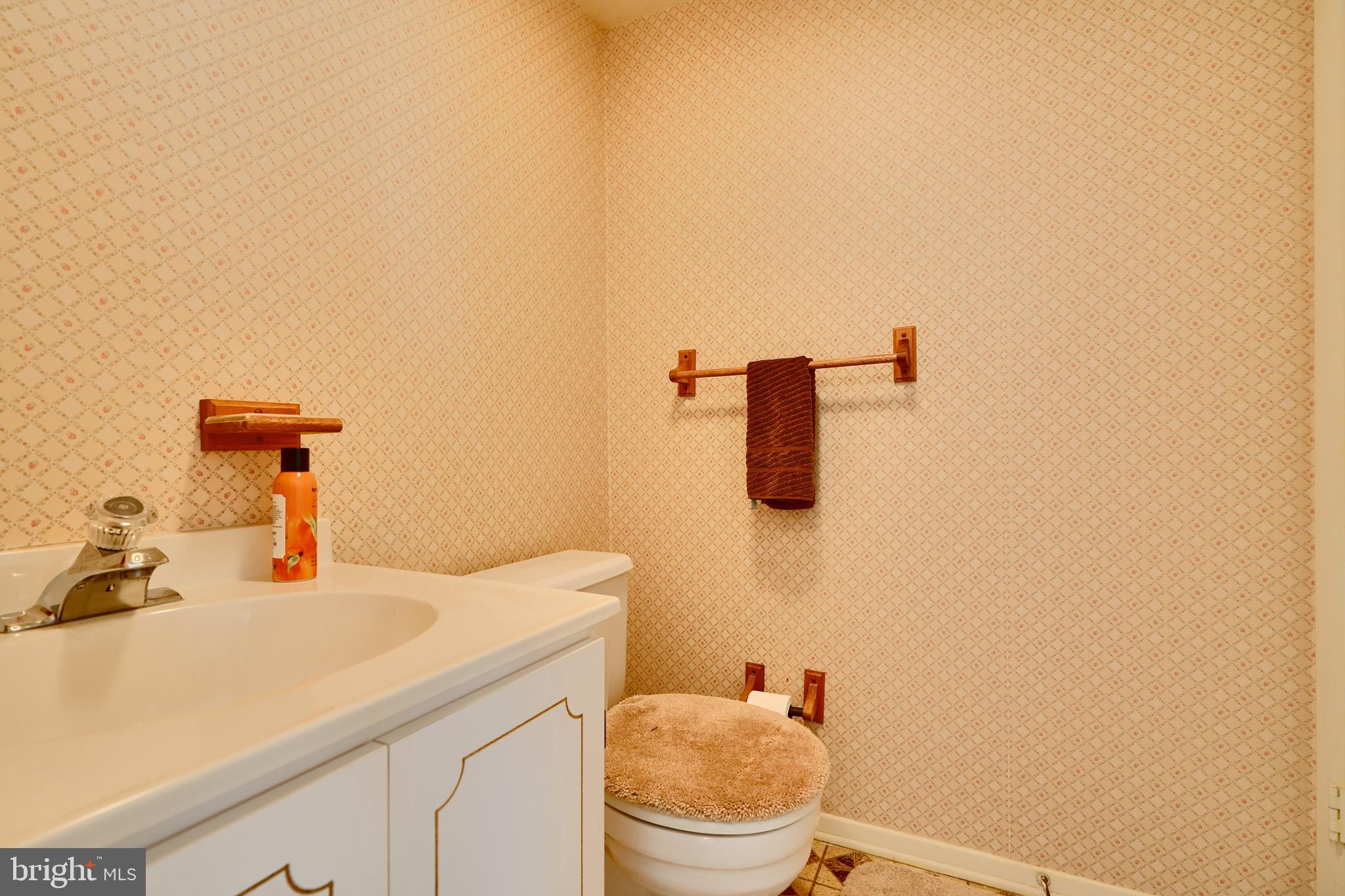 CHIPPENDALE - Residential