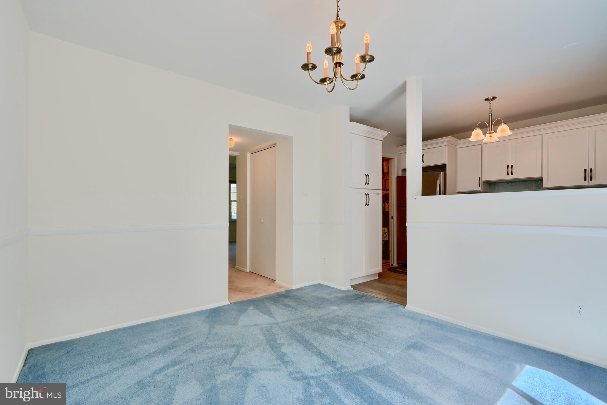 CHIPPENDALE - Residential