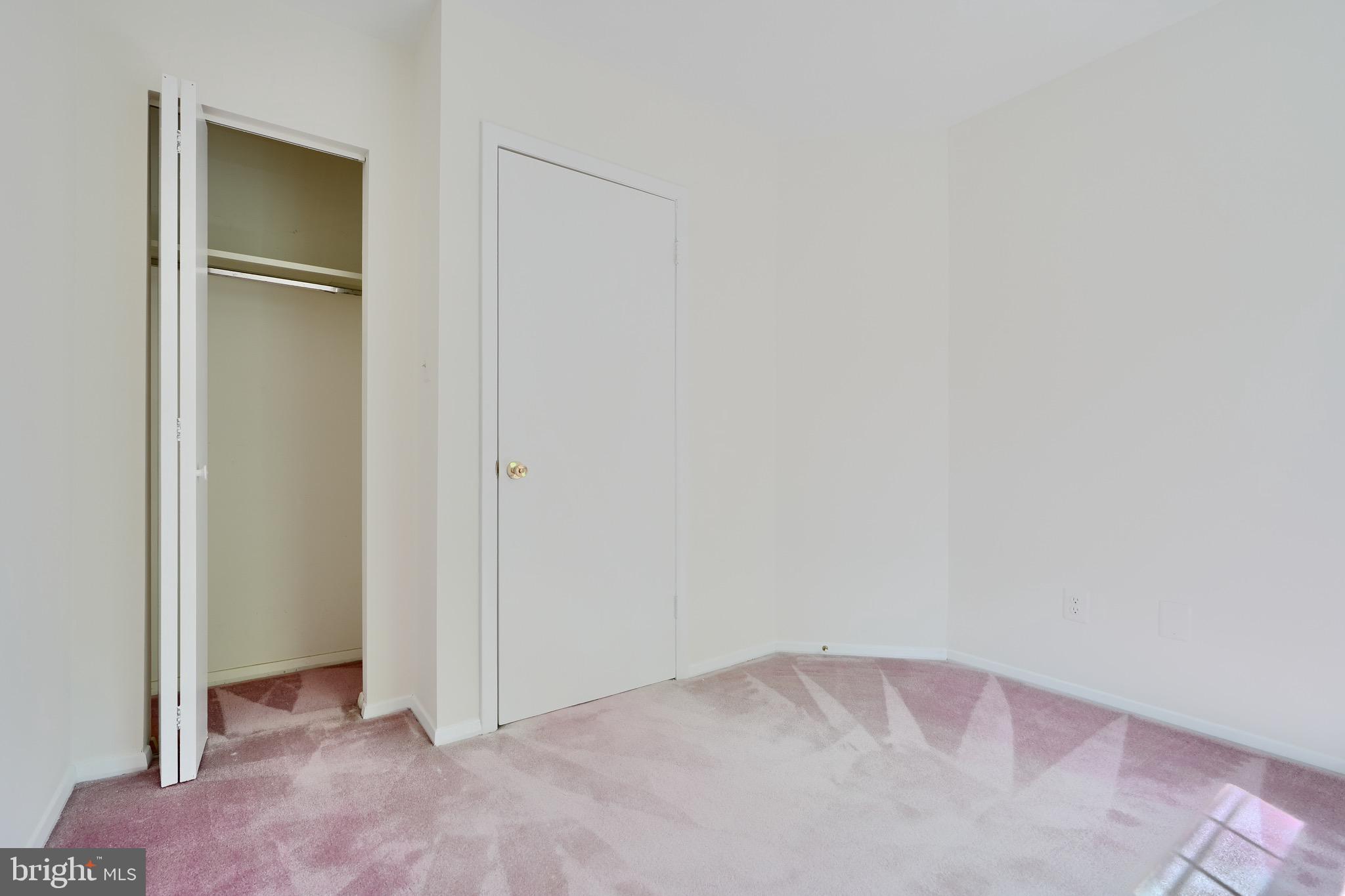 CHIPPENDALE - Residential