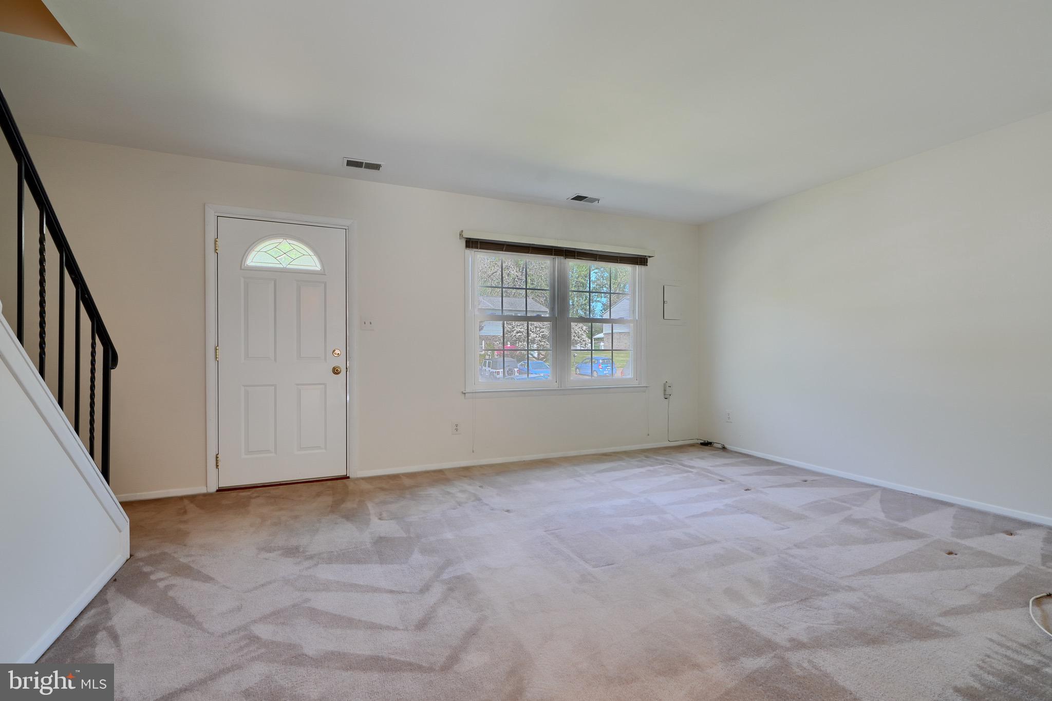 CHIPPENDALE - Residential