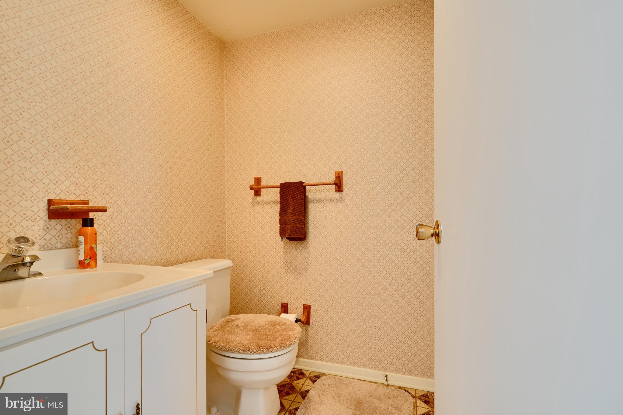 CHIPPENDALE - Residential