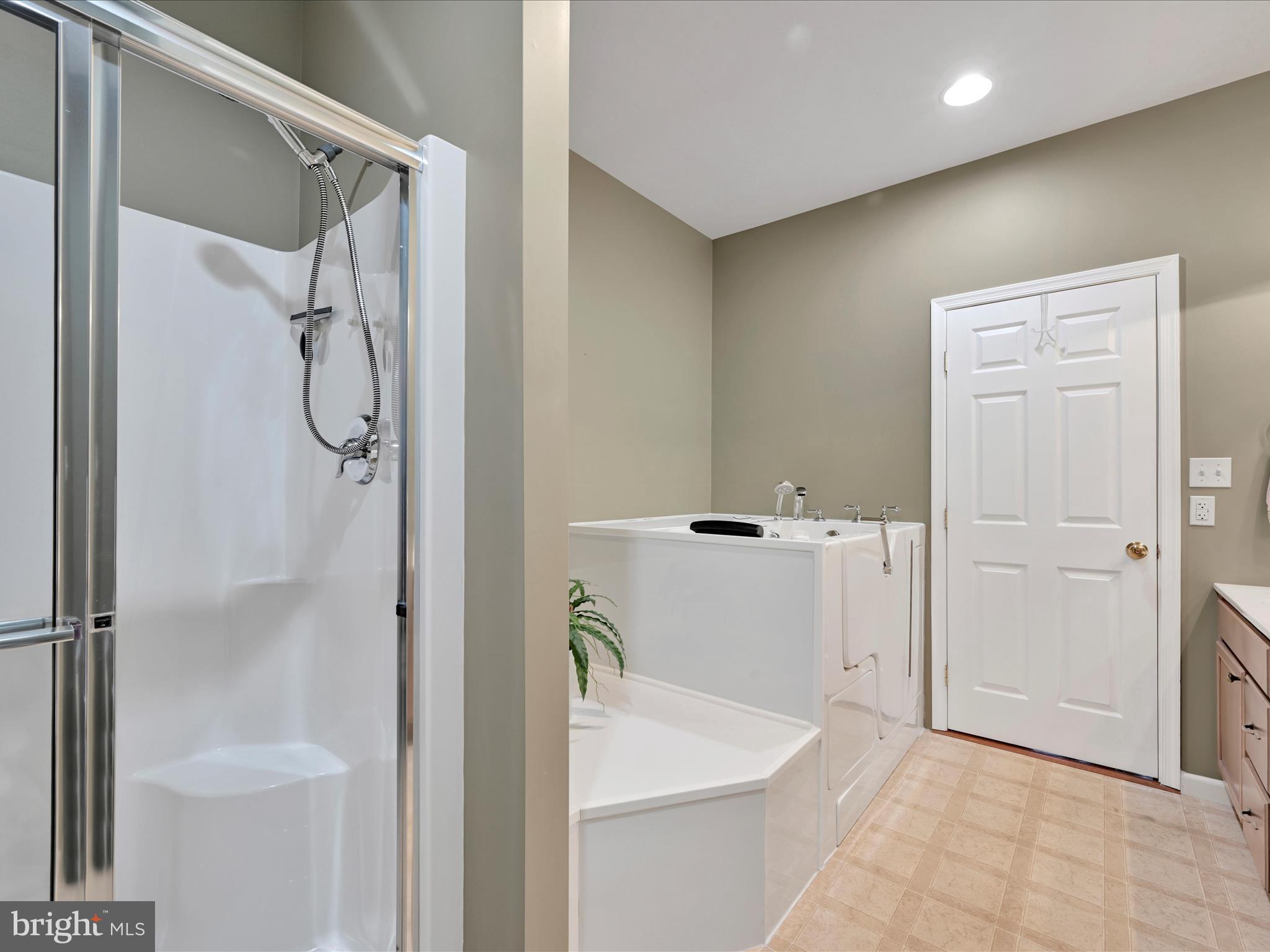 FOUNTAINS AT HERITAGE - Residential