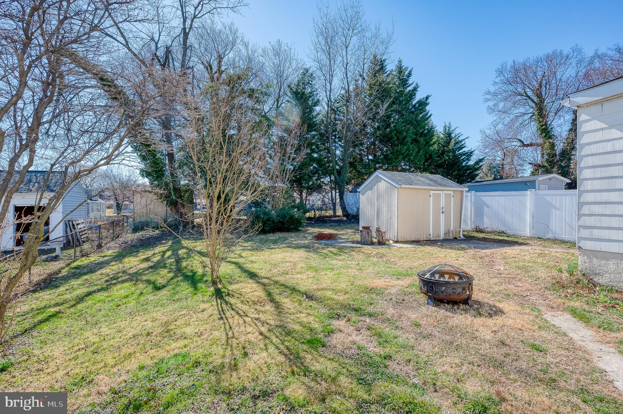 CALIFORNIA GROVE - Residential