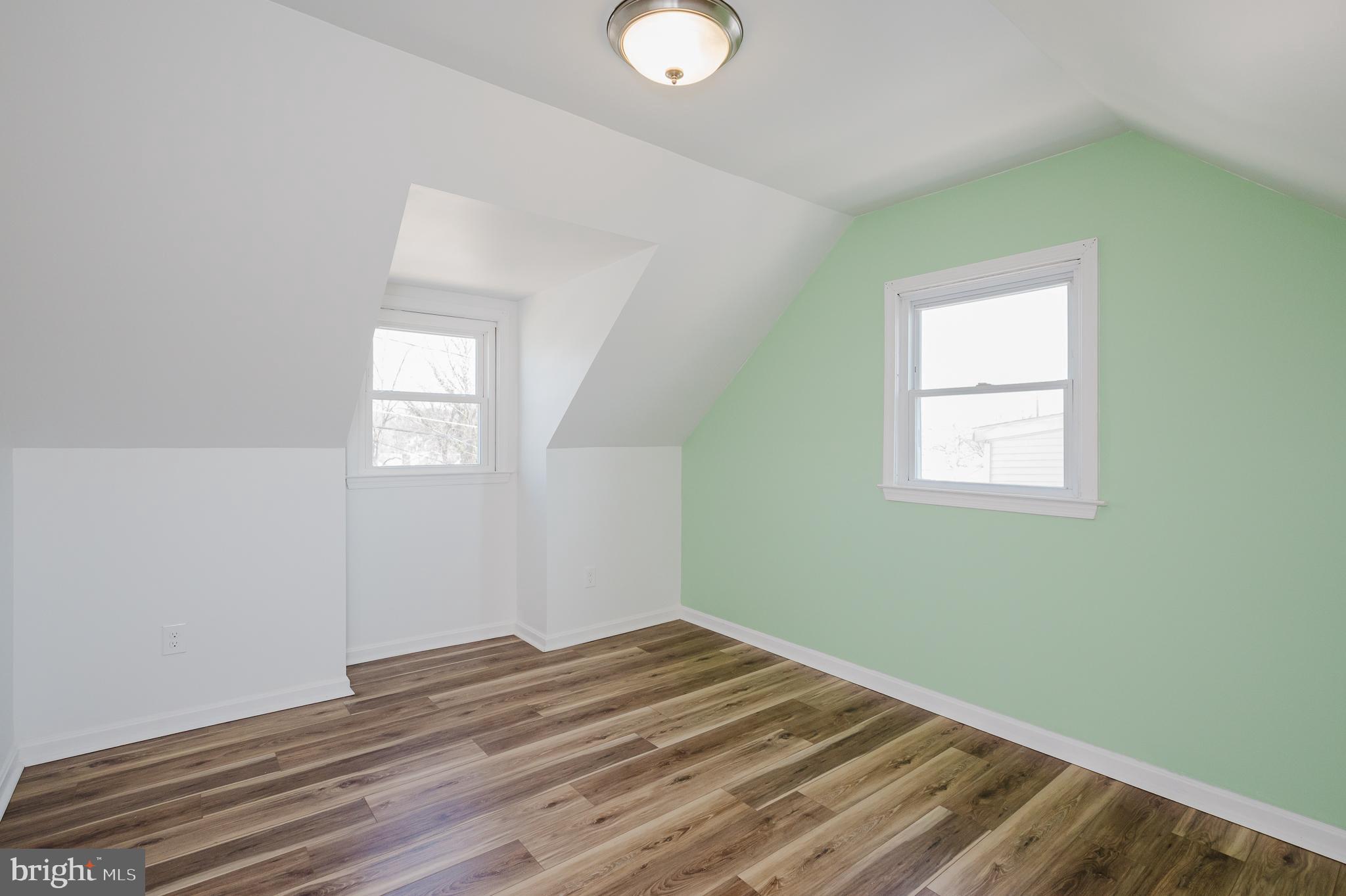 CALIFORNIA GROVE - Residential