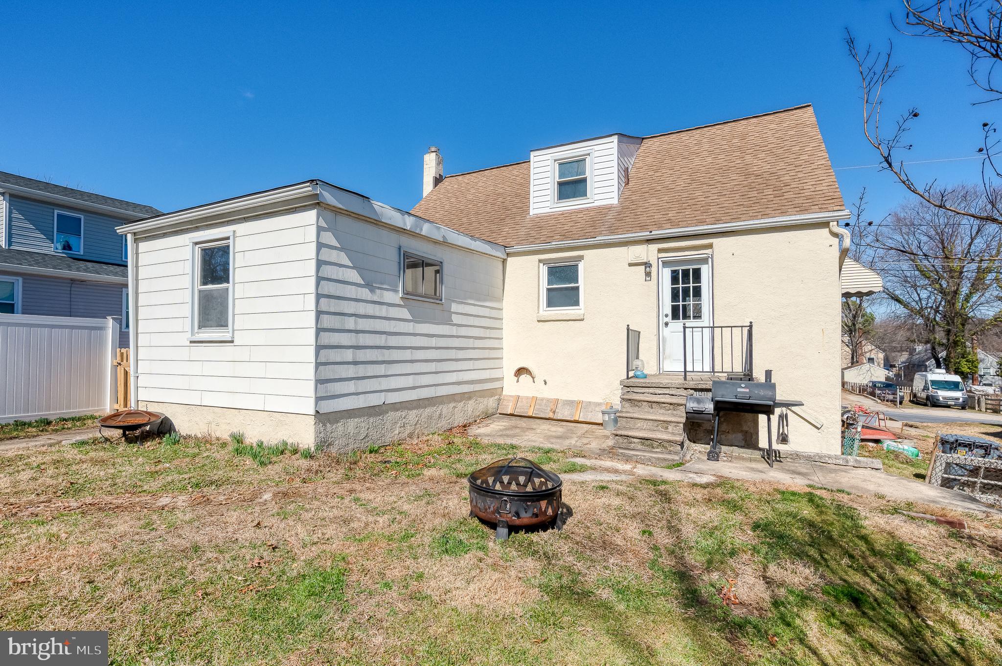 CALIFORNIA GROVE - Residential