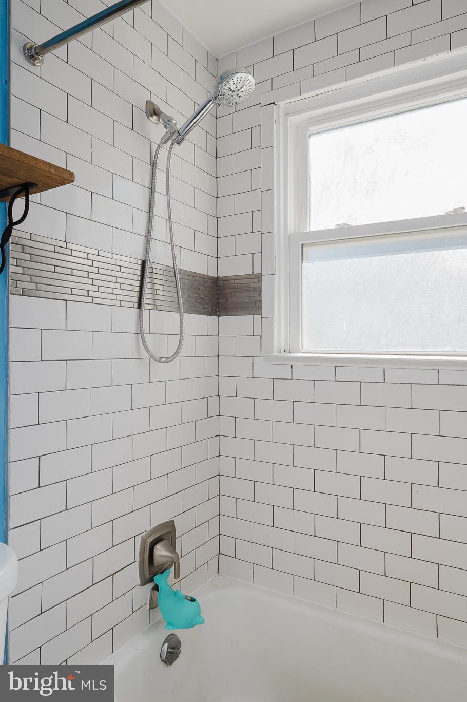 CALIFORNIA GROVE - Residential