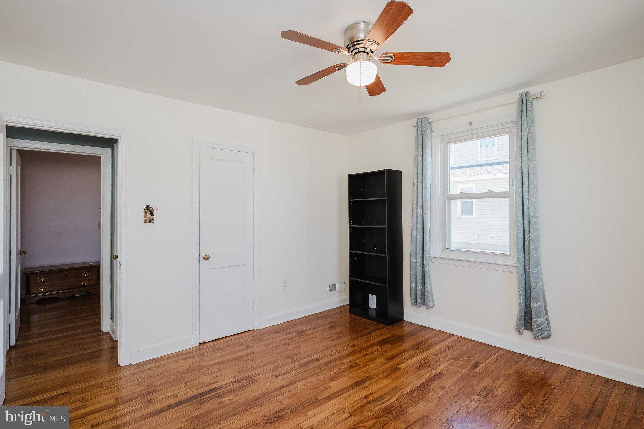 CALIFORNIA GROVE - Residential