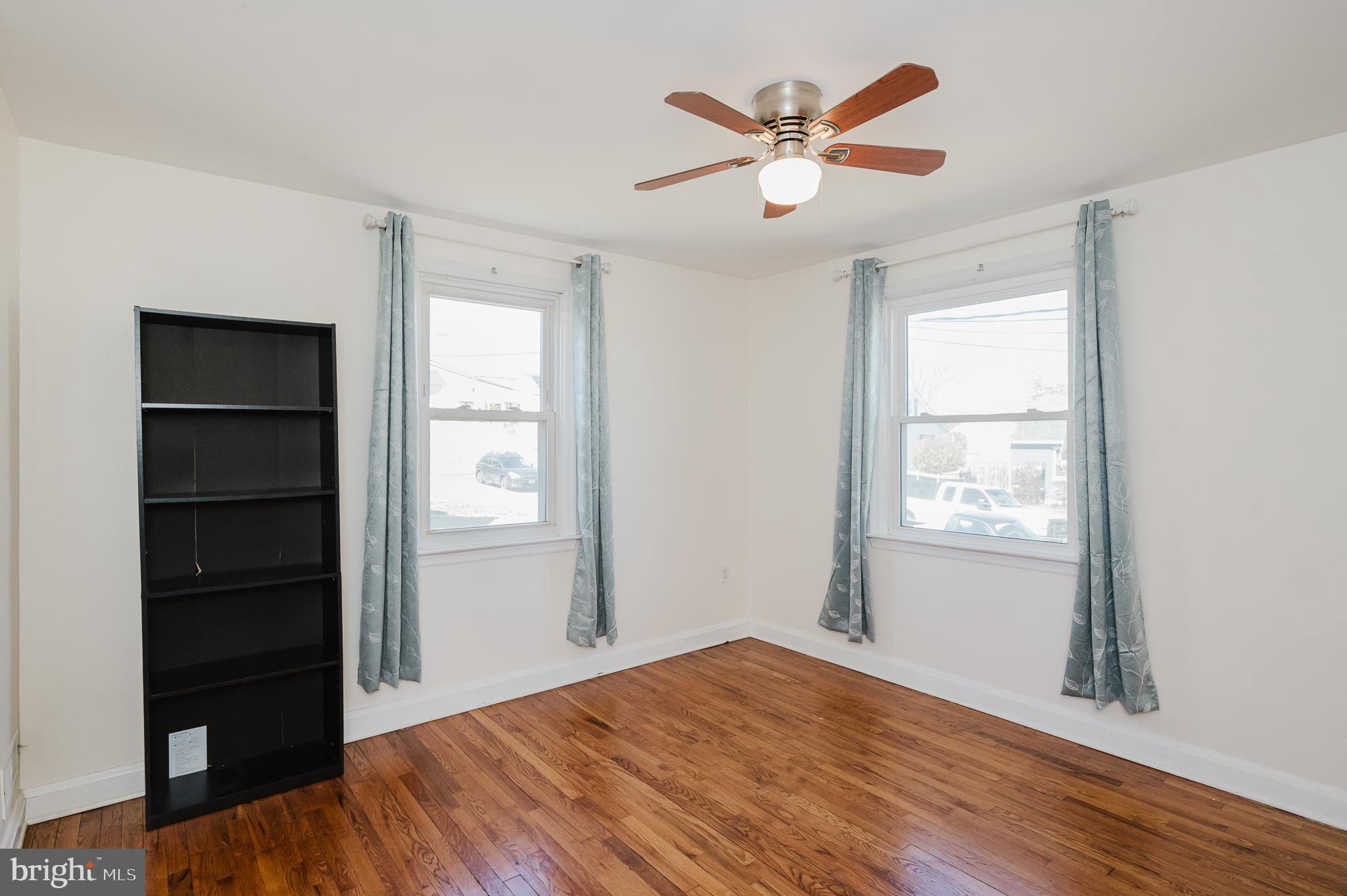 CALIFORNIA GROVE - Residential