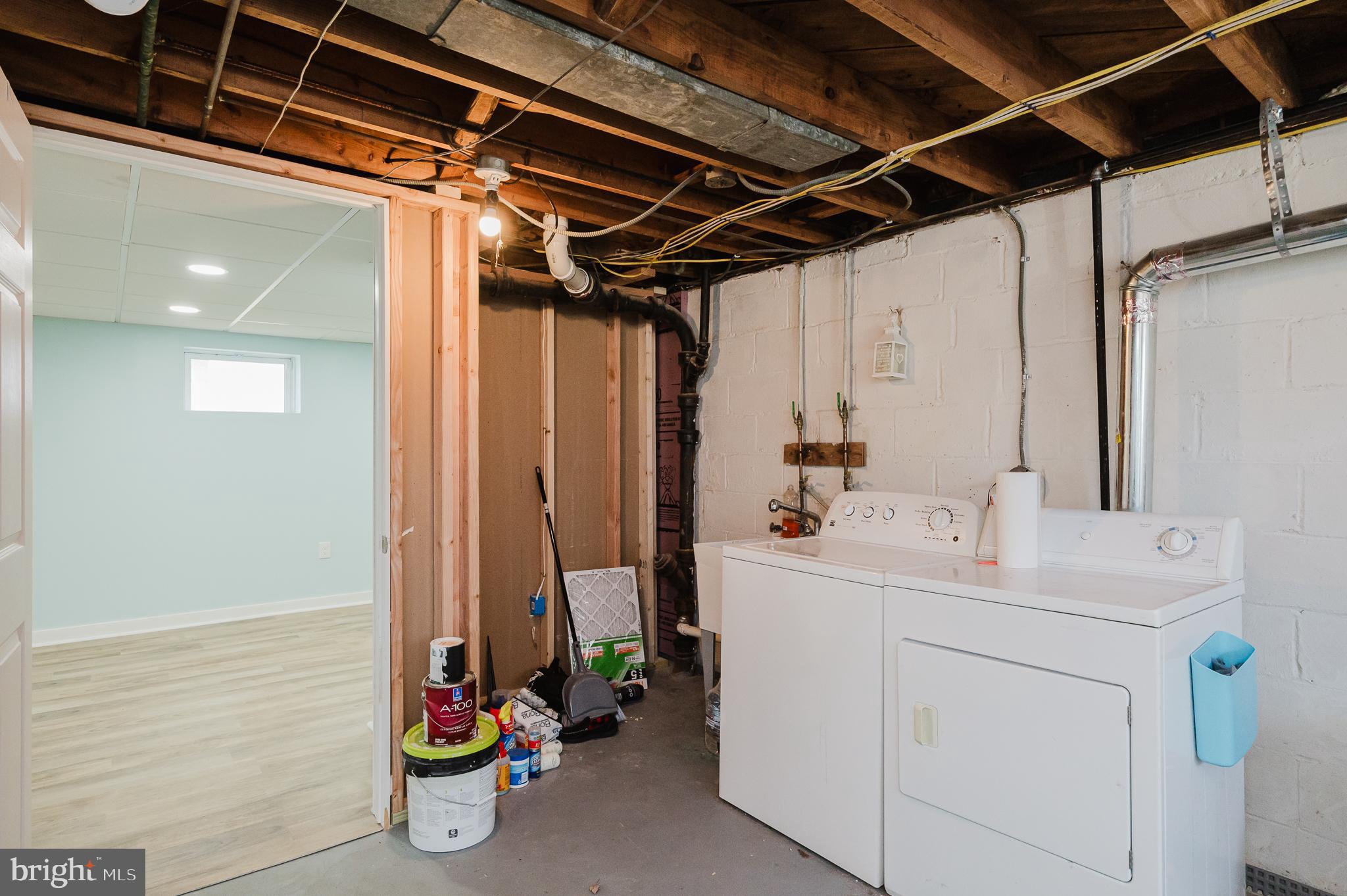 CALIFORNIA GROVE - Residential