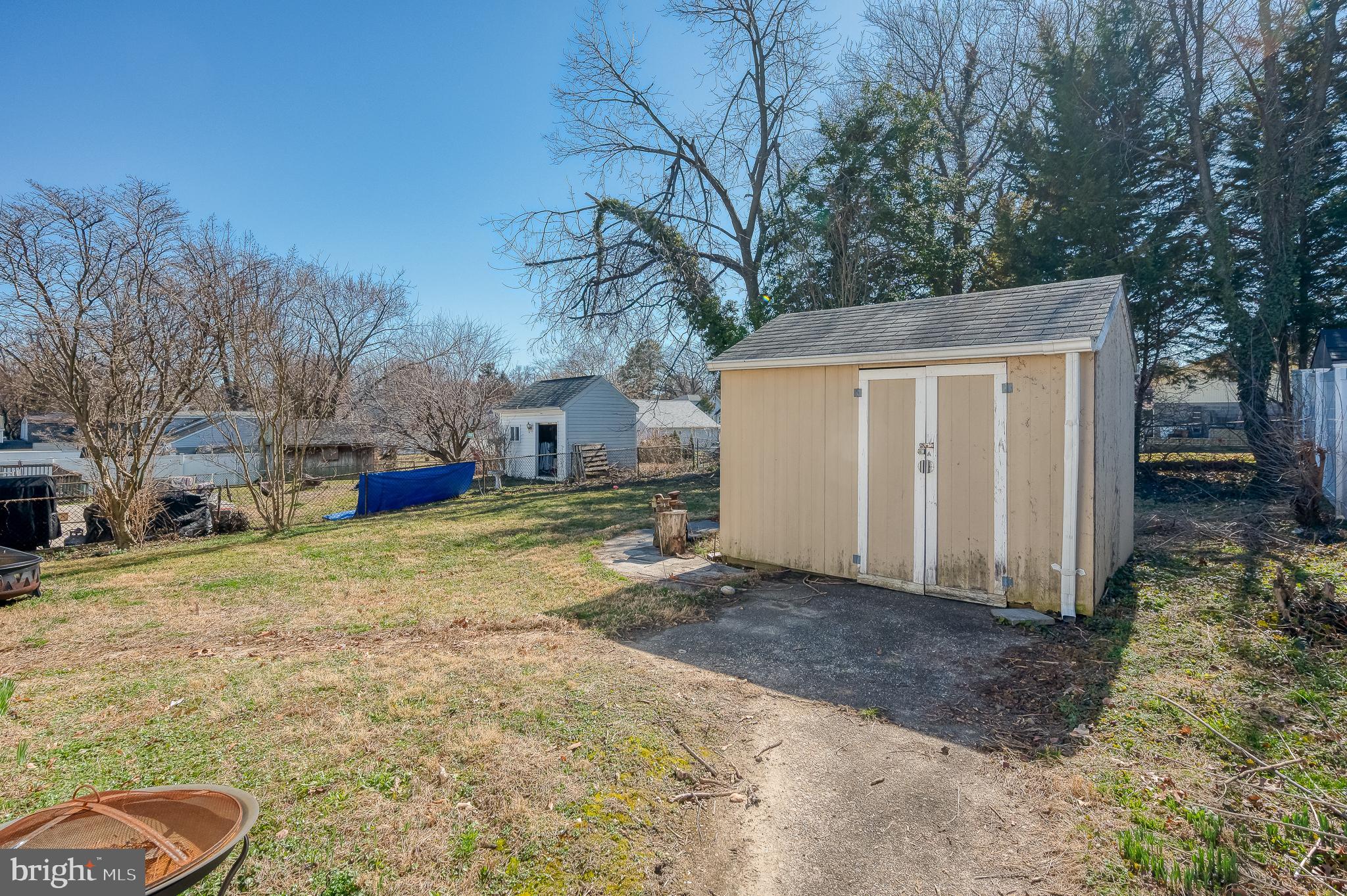 CALIFORNIA GROVE - Residential