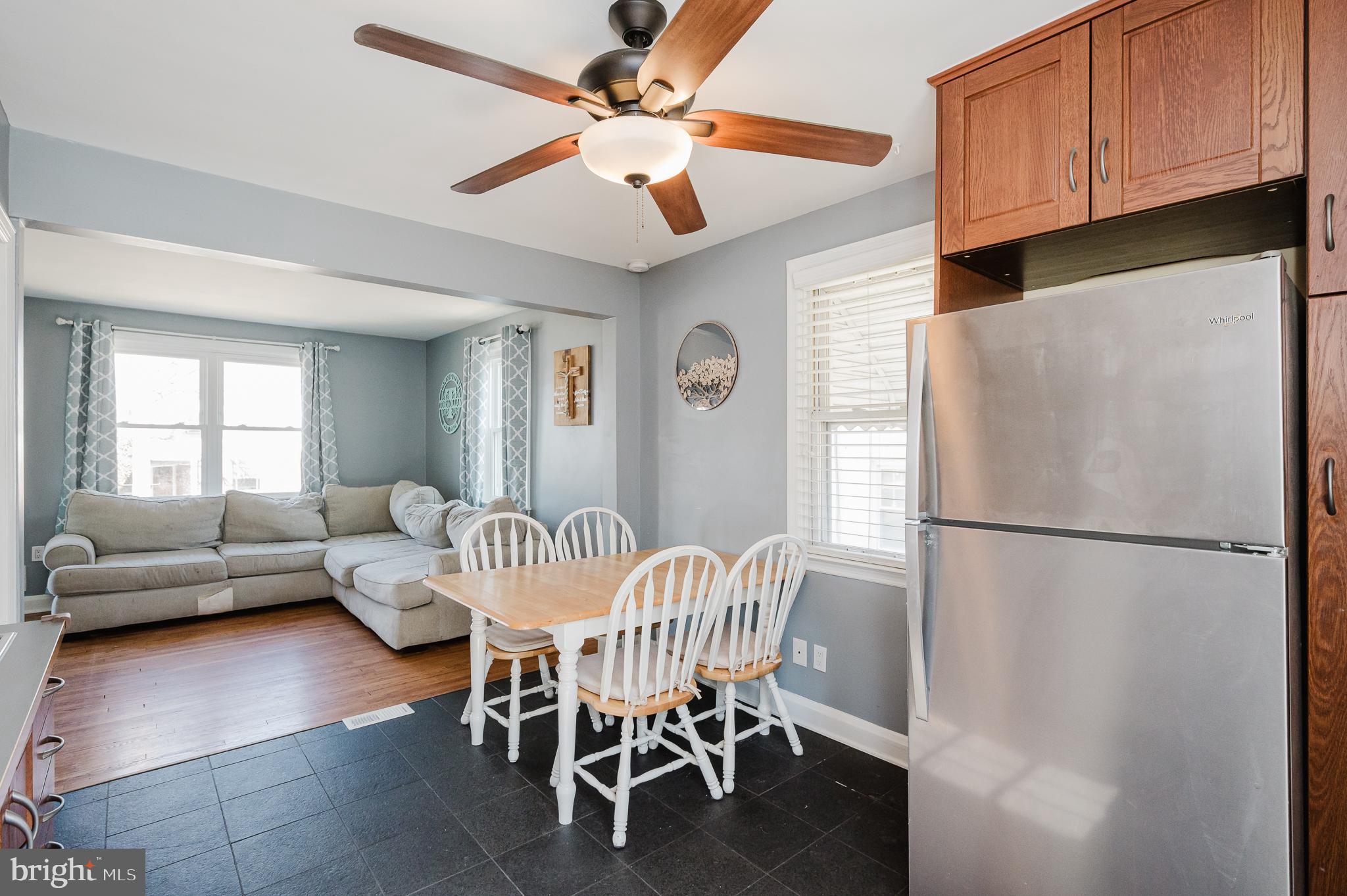 CALIFORNIA GROVE - Residential