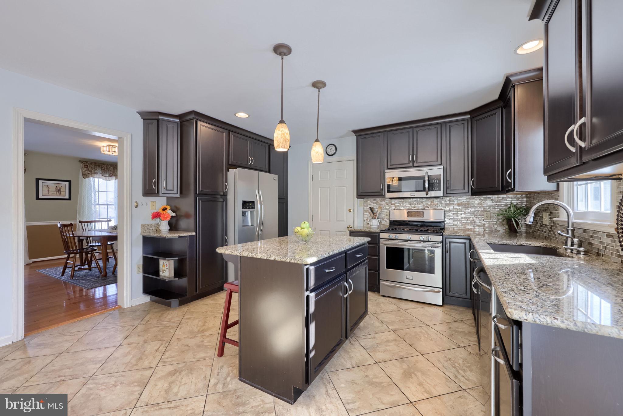 SOUTHPOINT COMMONS - Residential