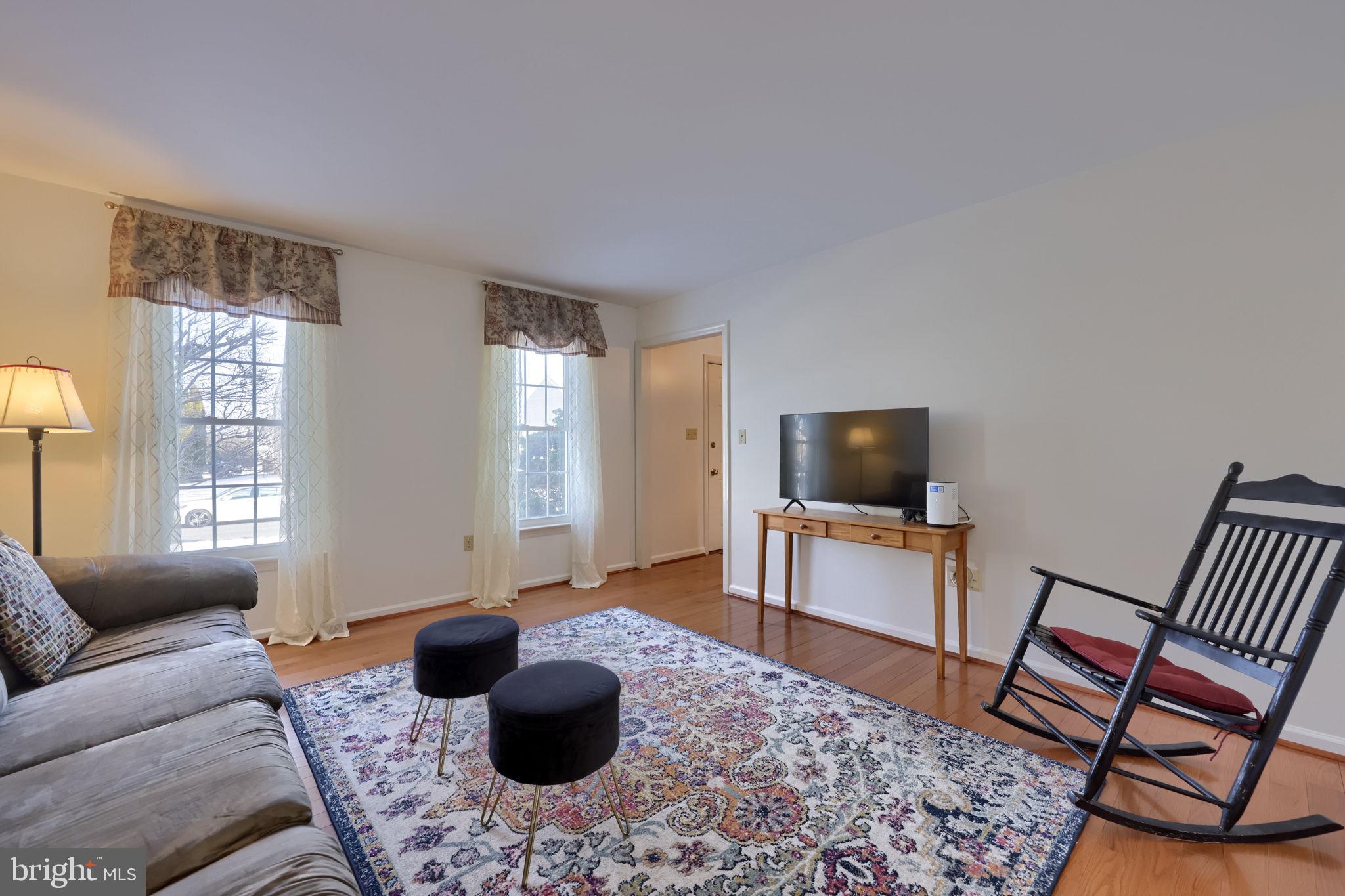 SOUTHPOINT COMMONS - Residential