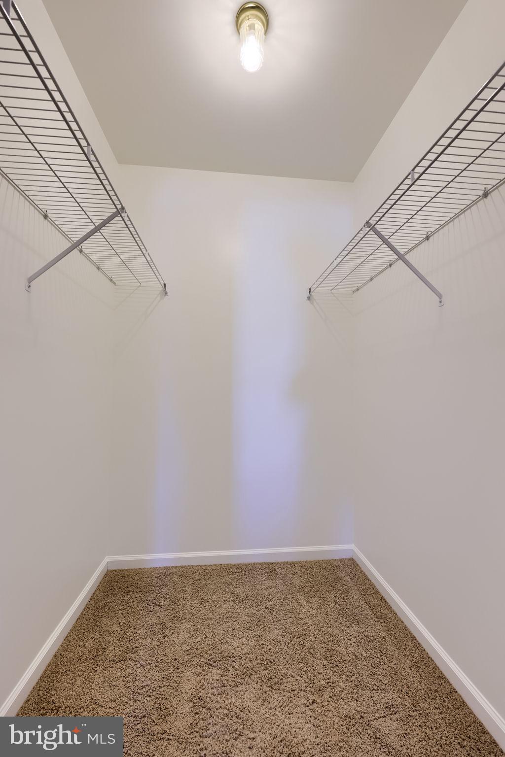 SOUTHPOINT COMMONS - Residential