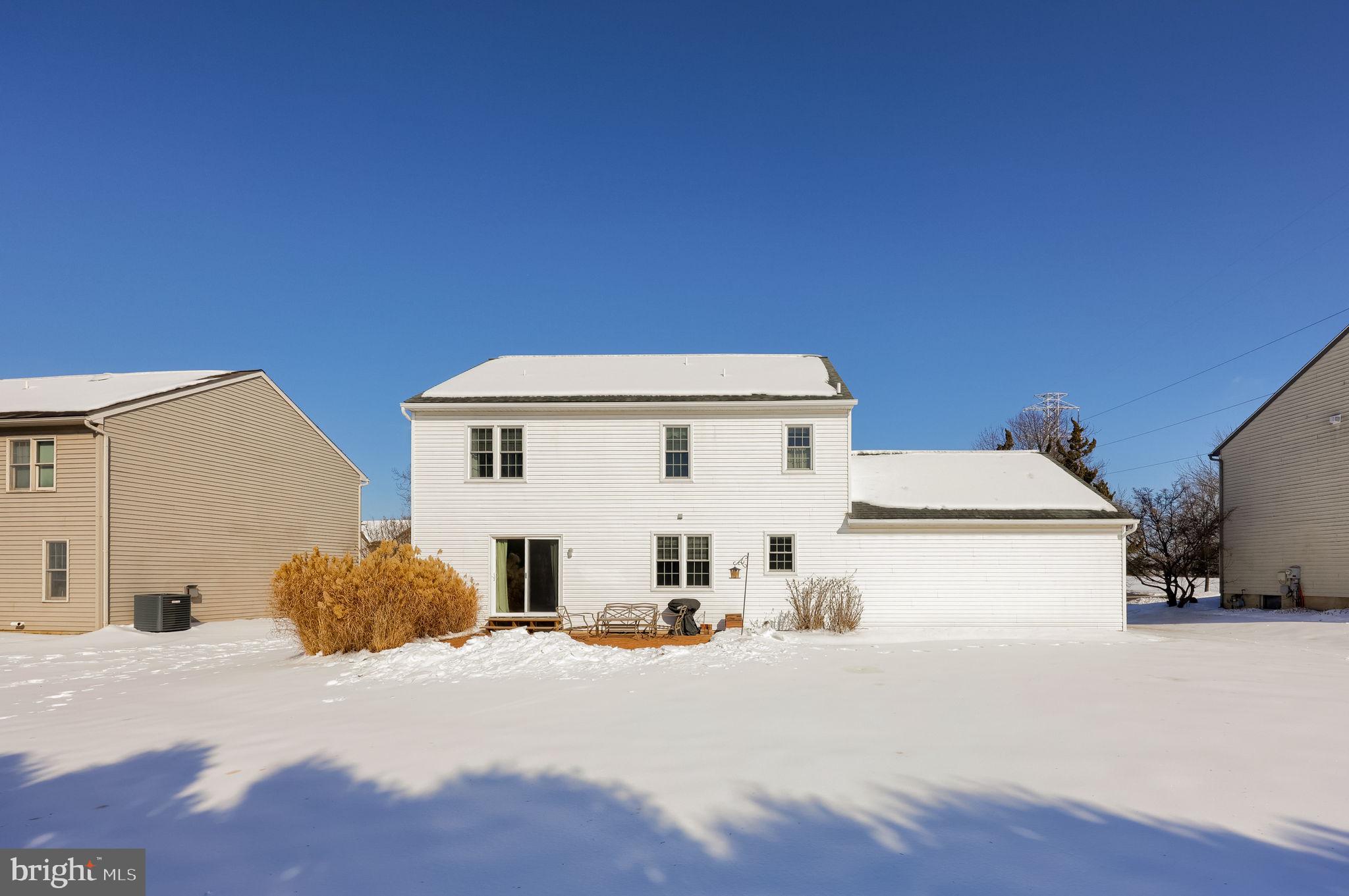 SOUTHPOINT COMMONS - Residential