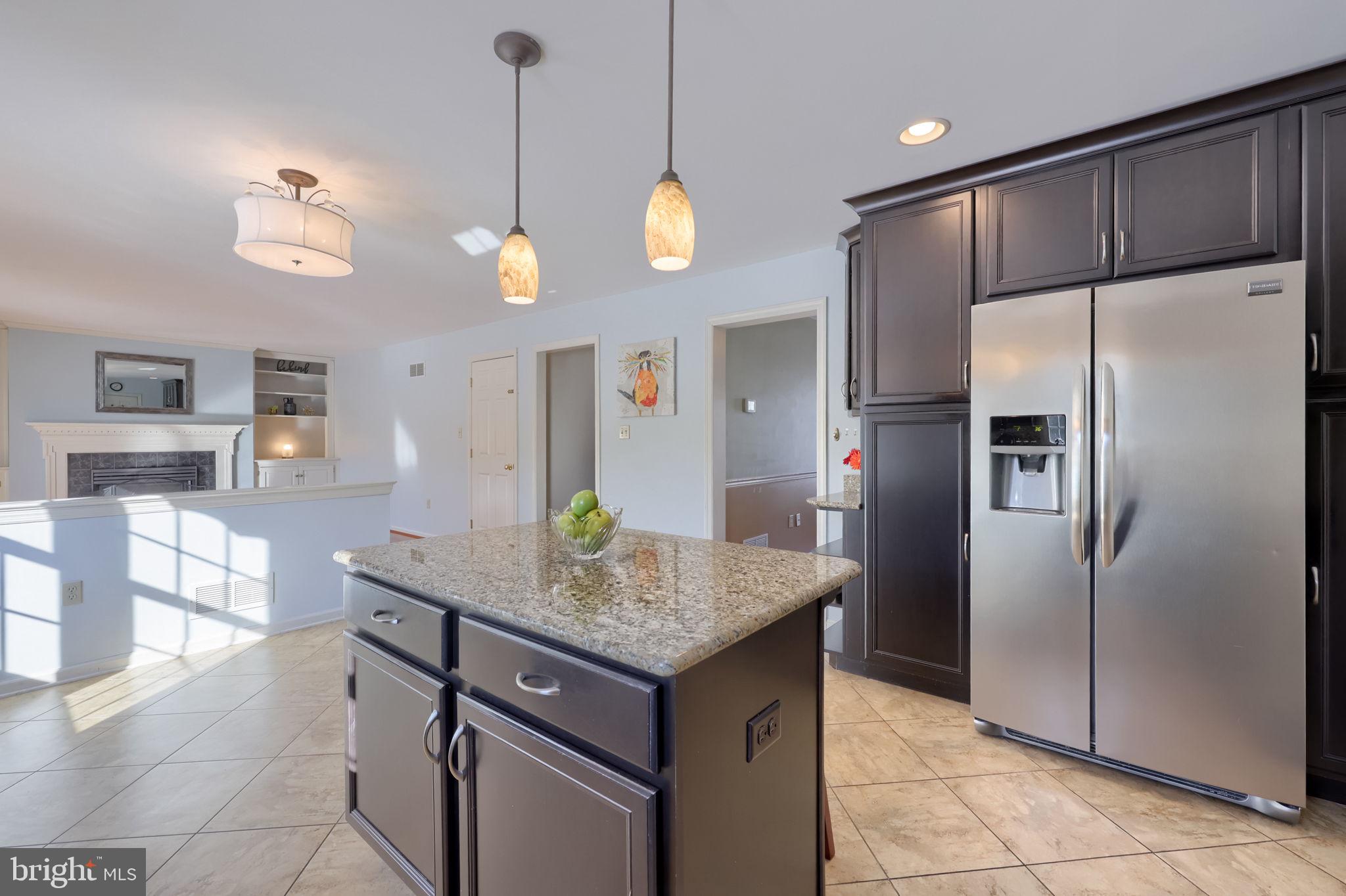 SOUTHPOINT COMMONS - Residential