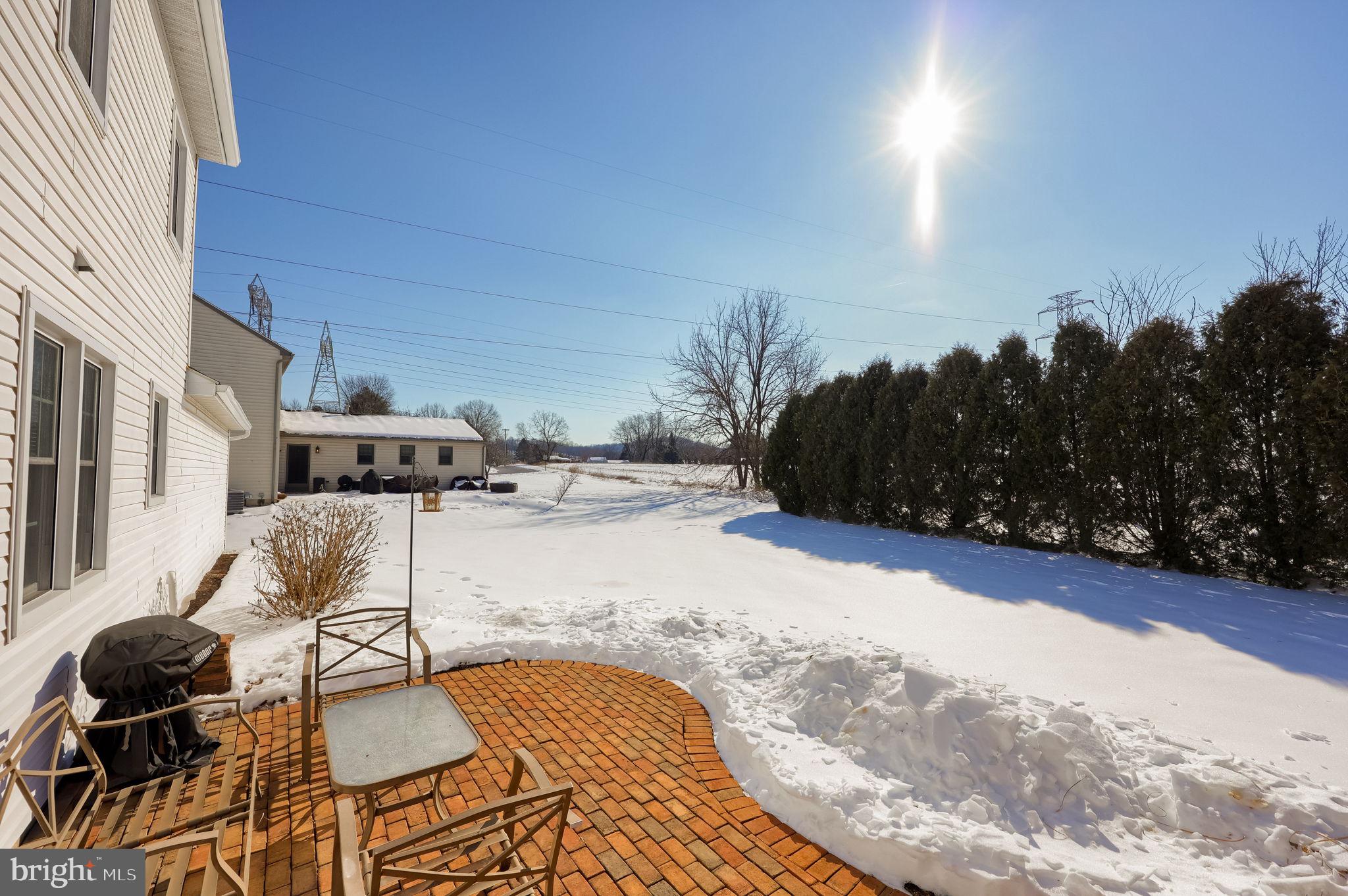 SOUTHPOINT COMMONS - Residential