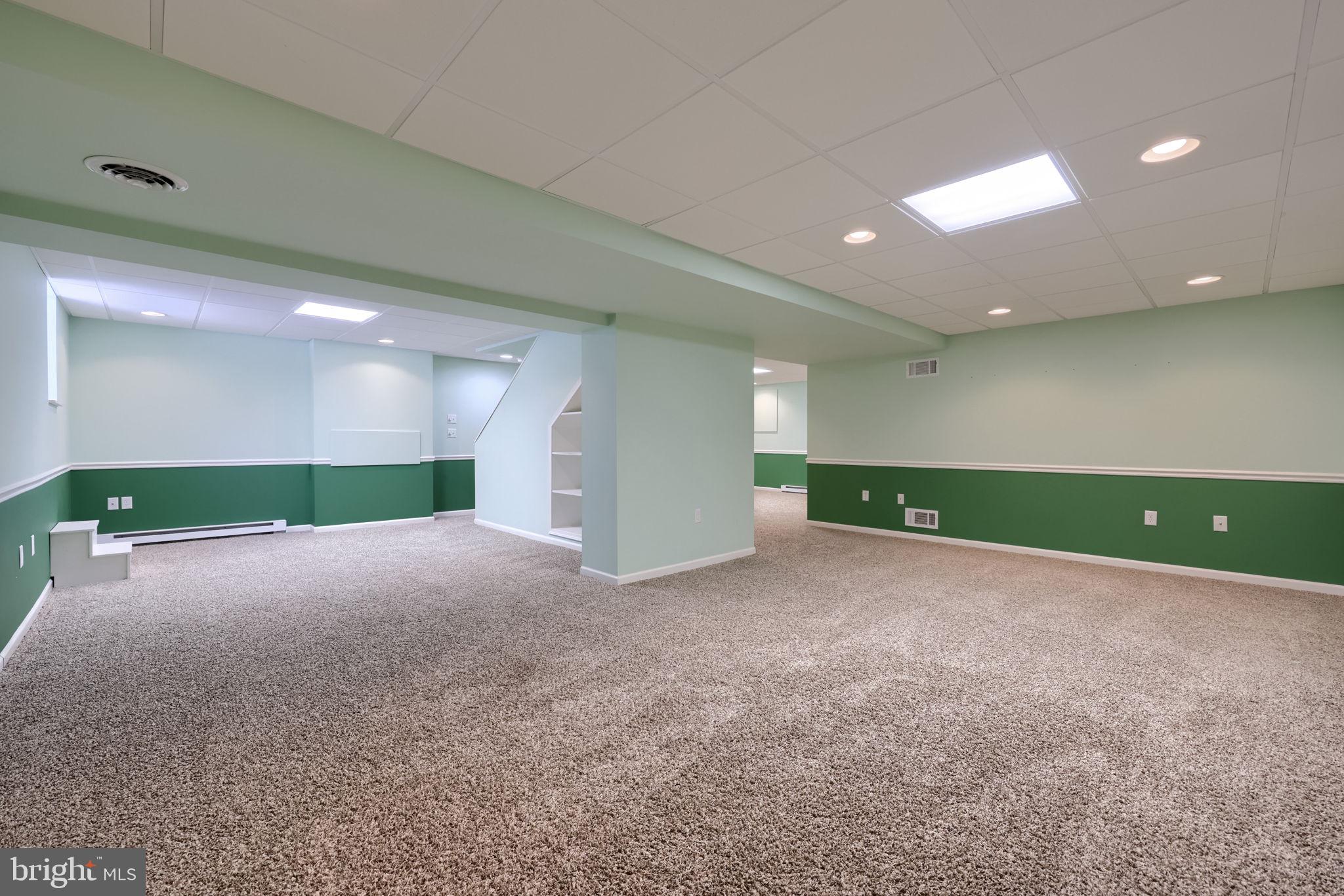 SOUTHPOINT COMMONS - Residential