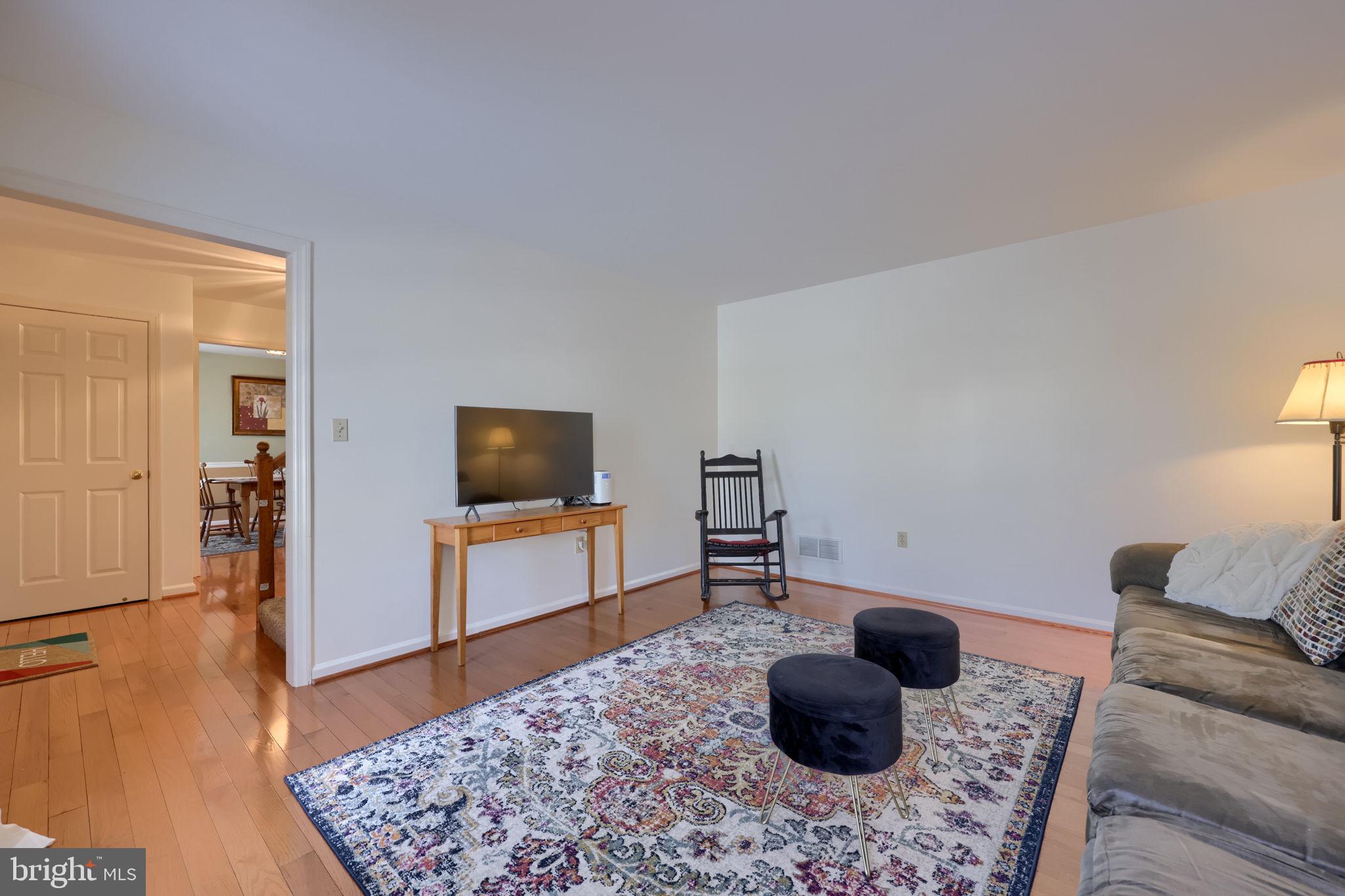 SOUTHPOINT COMMONS - Residential