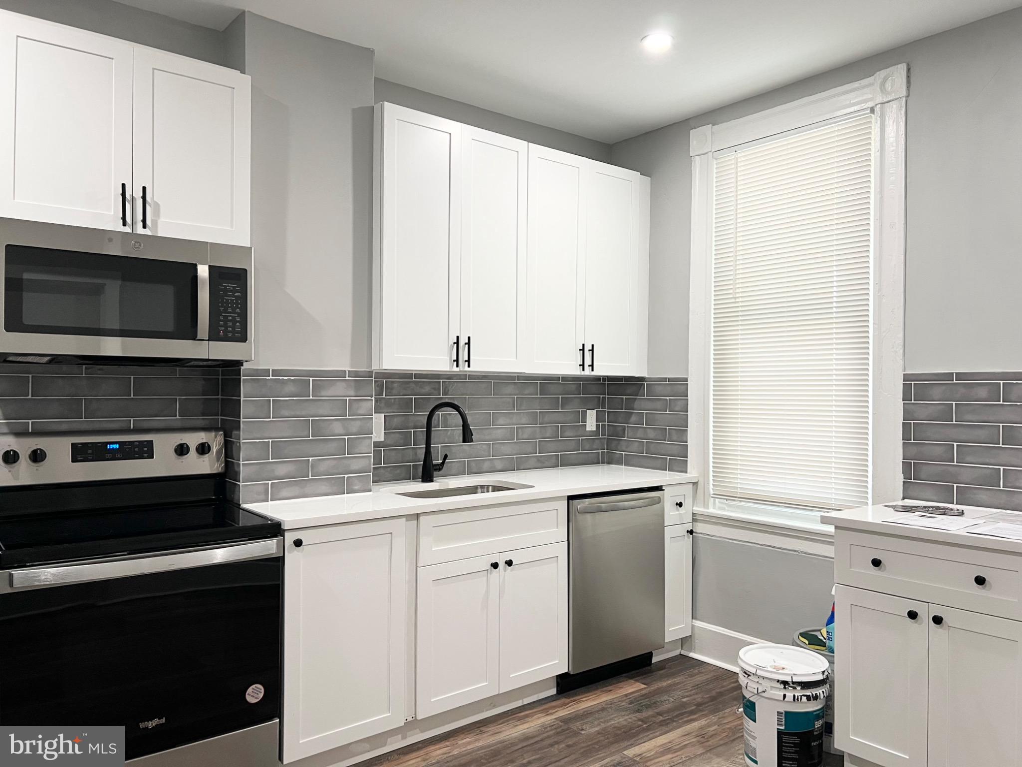 CHARLES VILLAGE - Residential