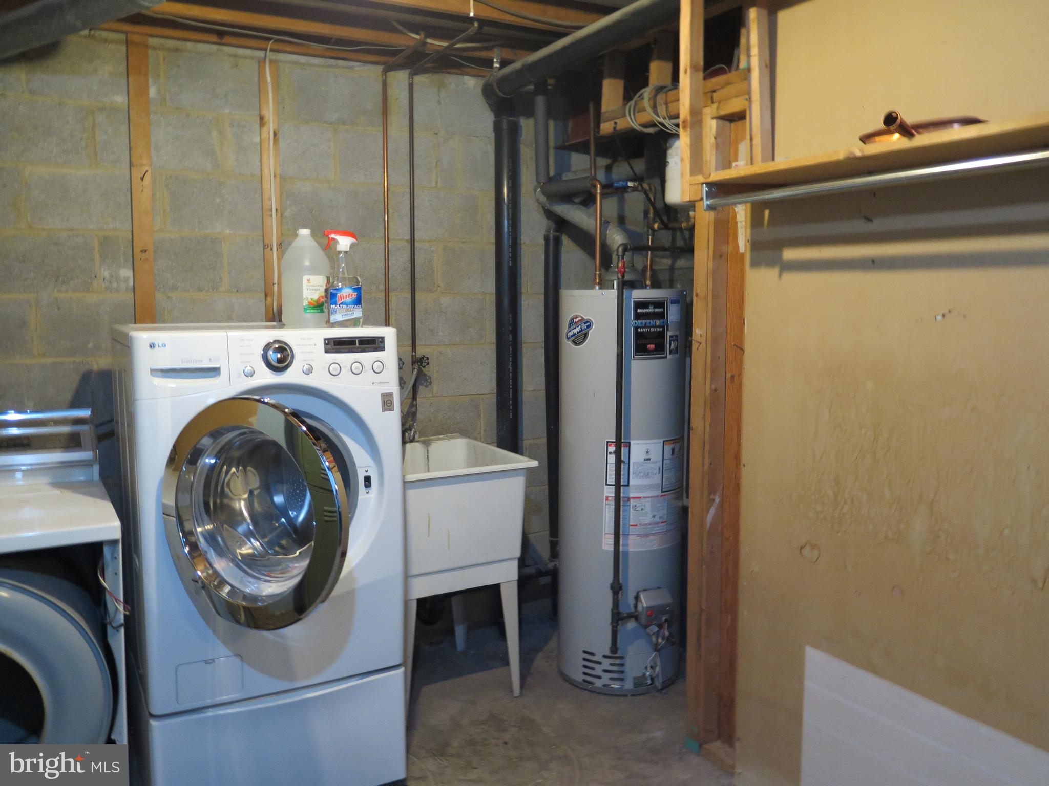 VILLAGE OF OLDE MILL - Residential