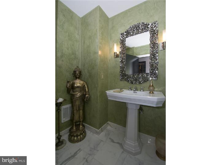 CORINTHIAN - Residential