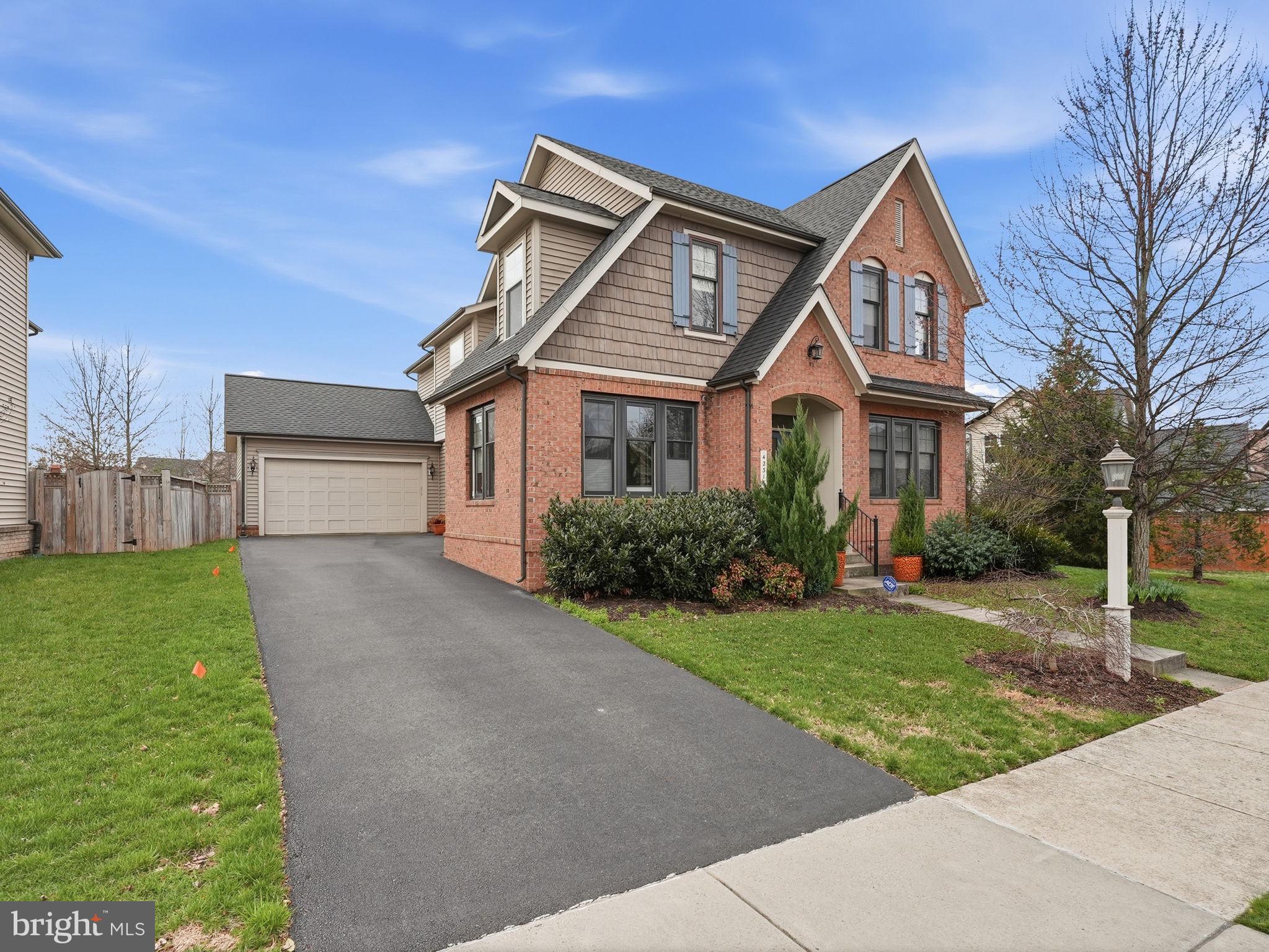 BRAMBLETON - Residential