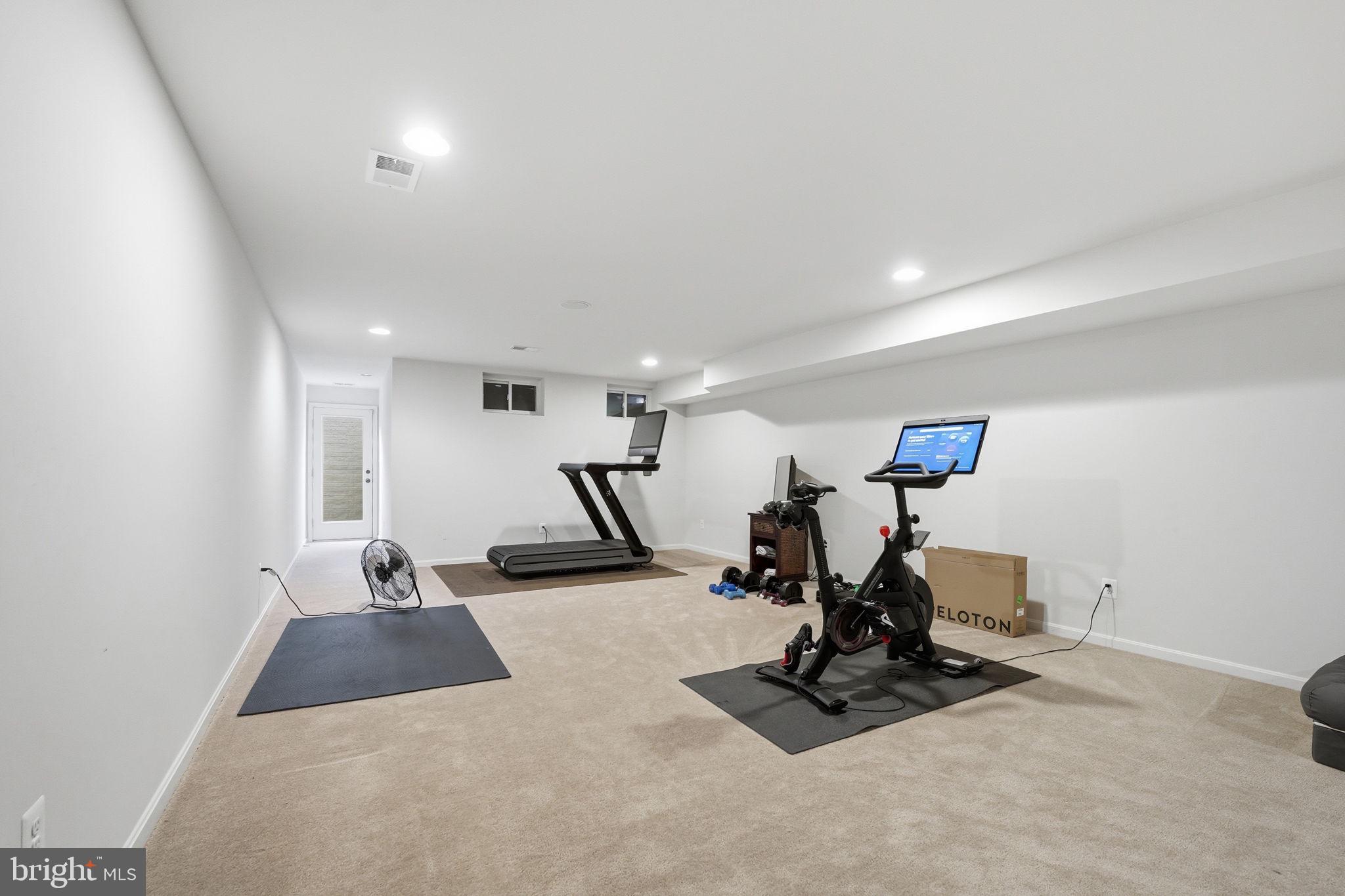 BRAMBLETON - Residential