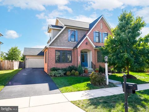 42315 SPRING DEW DRIVE BRAMBLETON VA 20148