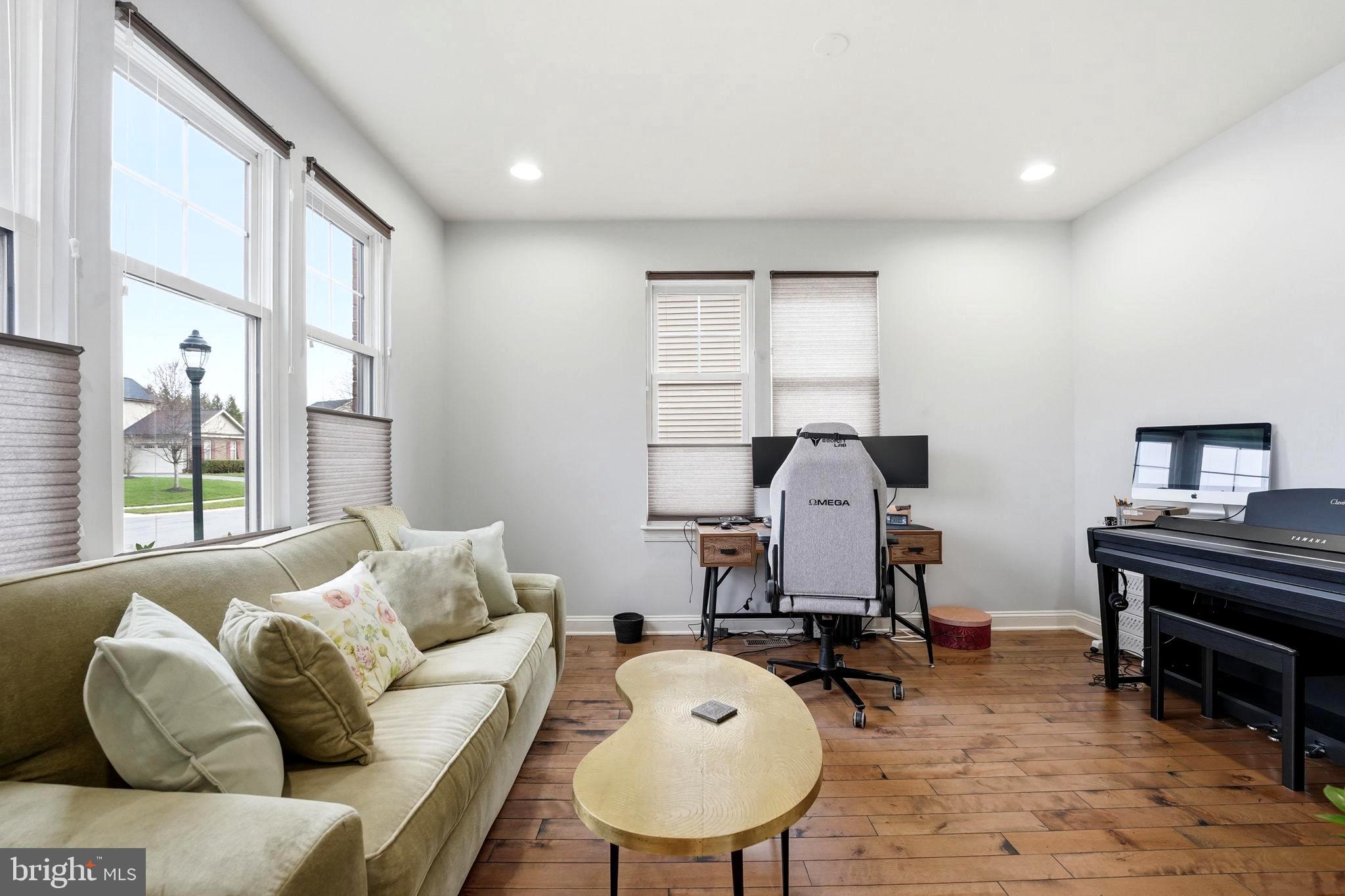 BRAMBLETON - Residential