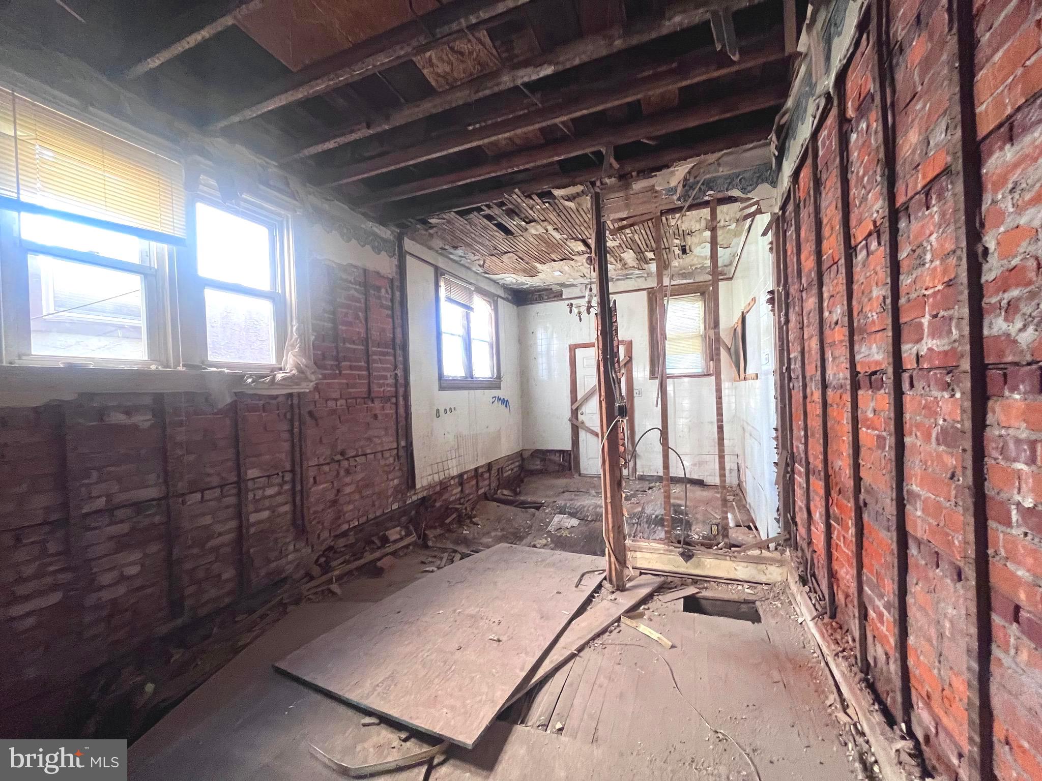 MILL CREEK - Residential