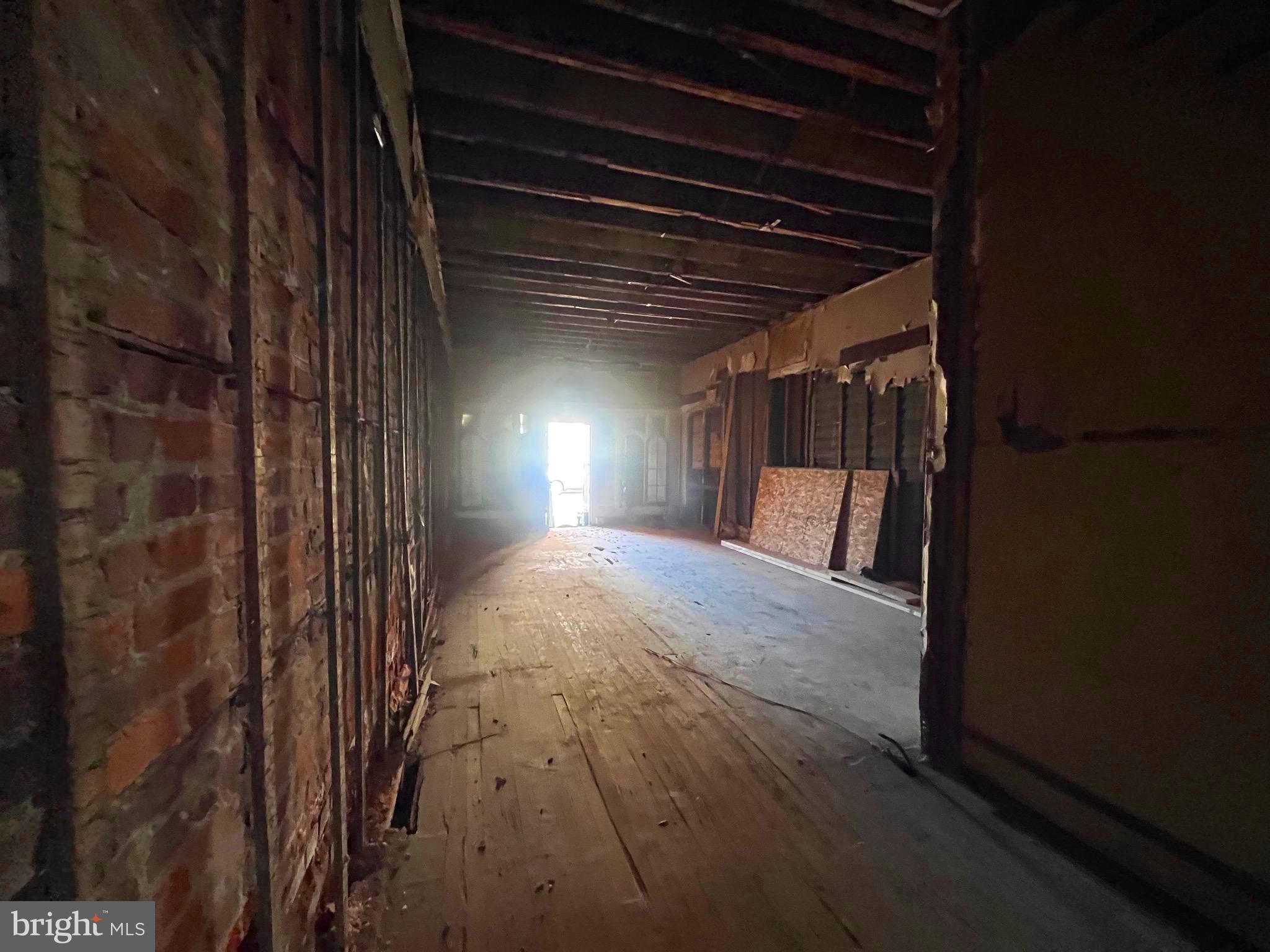 MILL CREEK - Residential