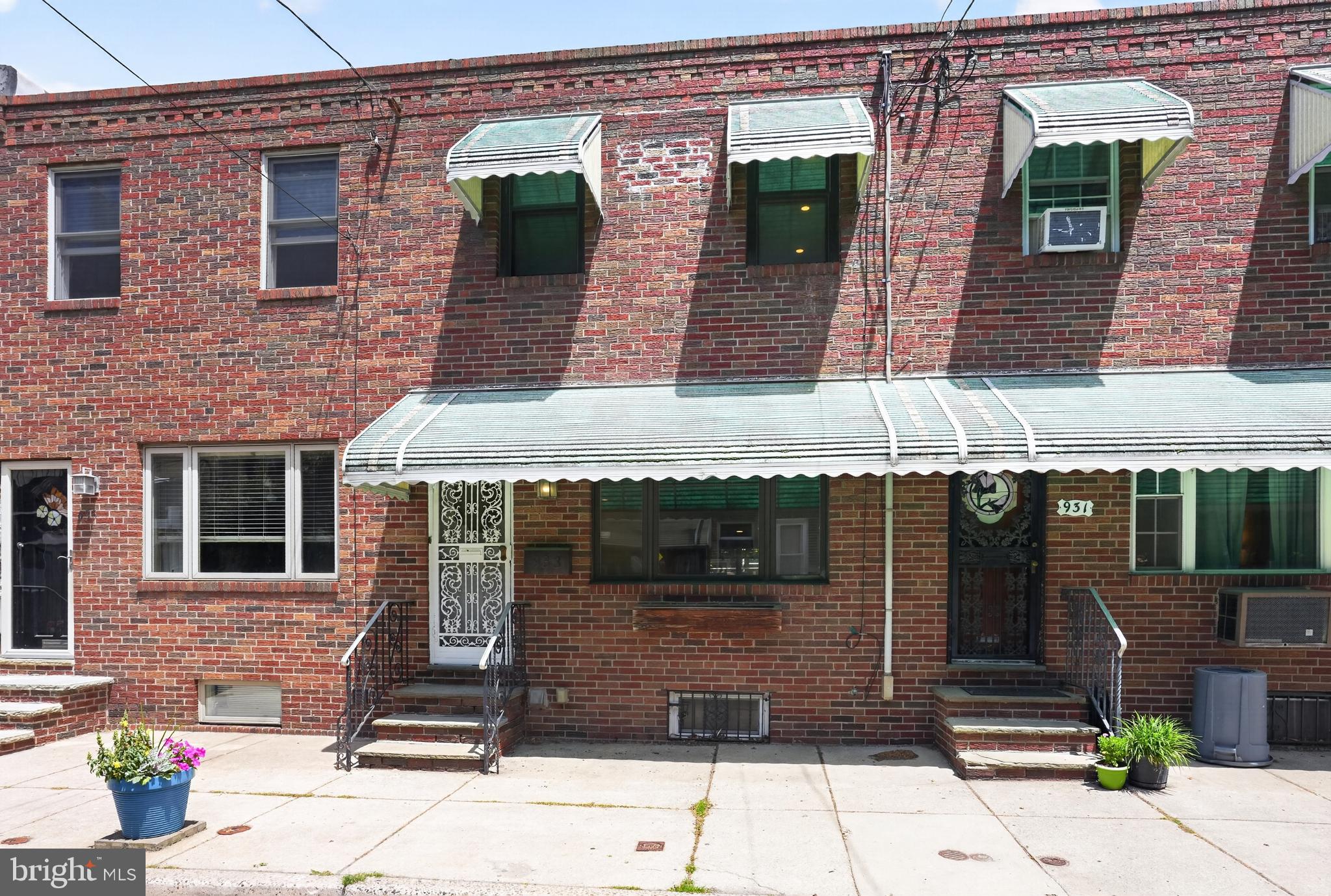 933 FERNON STREET