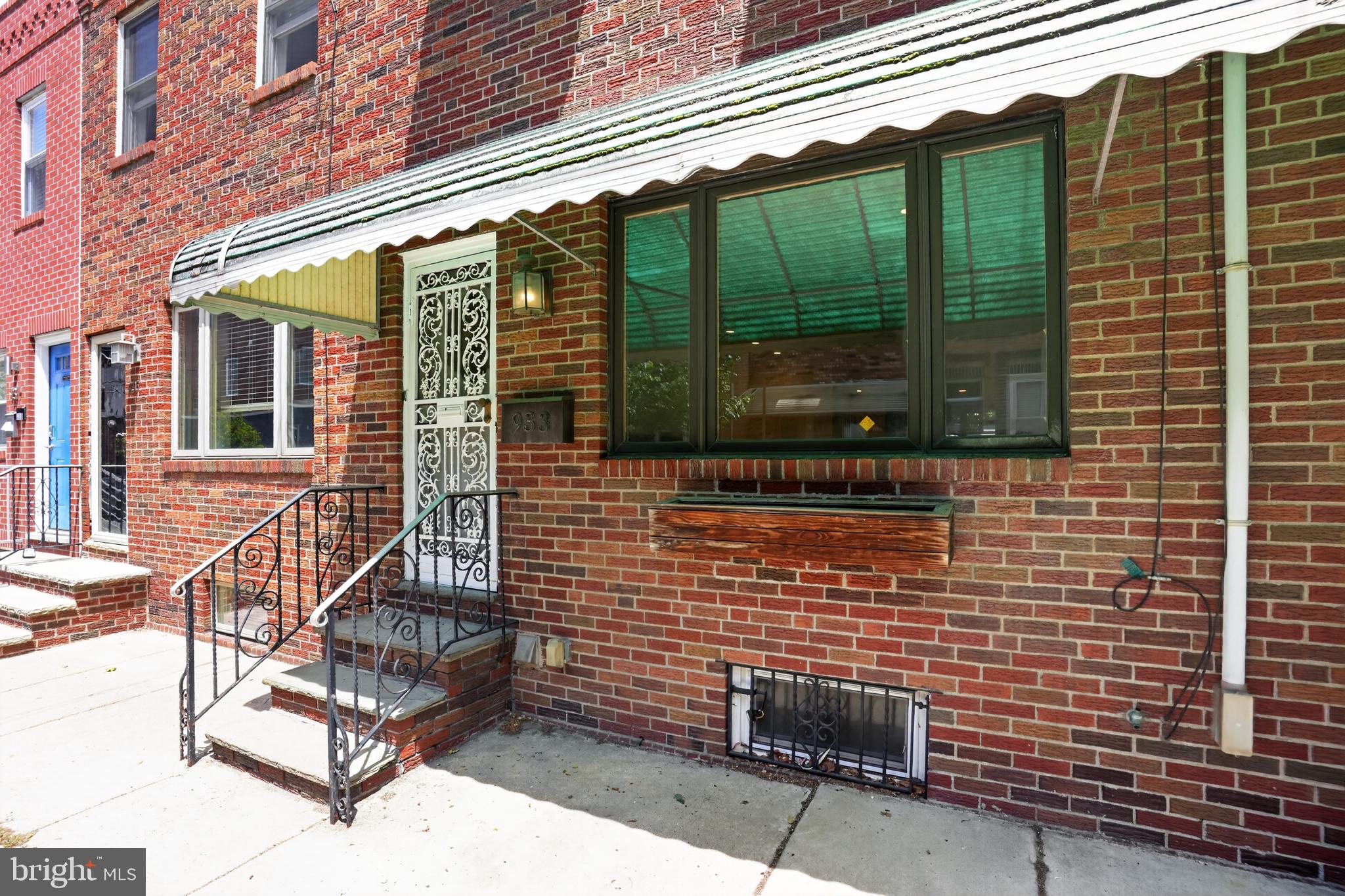 933 FERNON STREET